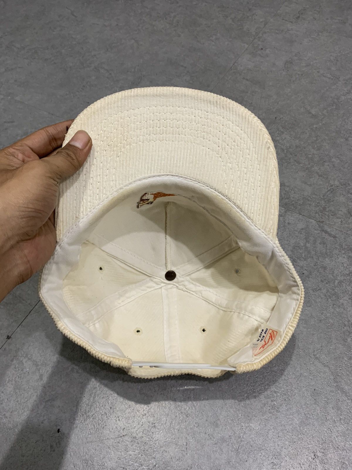Vintage Vintage corduroy hat (fox graphic embroidered) Size ONE SIZE - 3 Thumbnail