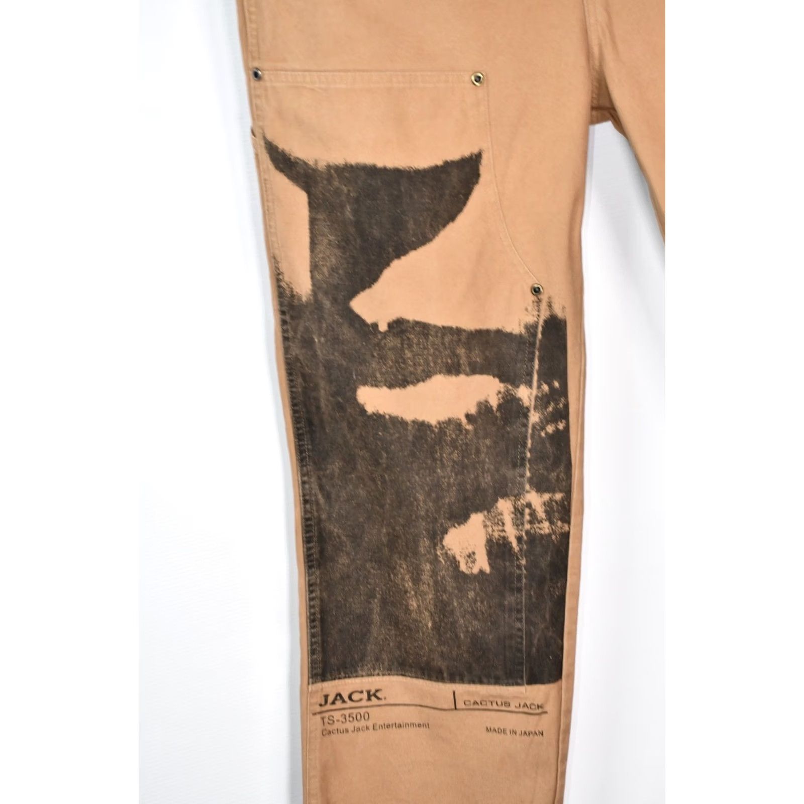Travis Scott Travis Scott Cactus Jack Pants Shirt? No, Pants. Cargo Pants Men L Brown 100% Cotton Canvas Inseam 26.38in 67cm Vintage? No. Raw-Tag. 90s? N/A Size US 33 - 6 Thumbnail