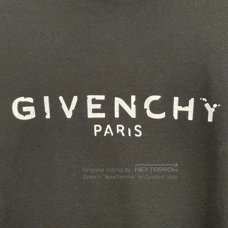 Givenchy Givenchy Distressed Lettering Short Sleeve Size US M / EU 48-50 / 2 - 5 Thumbnail