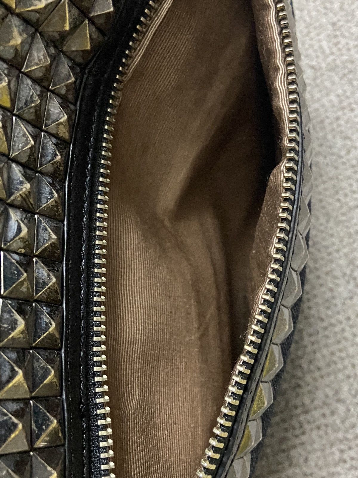 BCBGeneration × Bcbgmaxazria BCBGMaxAzria Denim Studded Clutch Bag Size ONE SIZE - 12 Thumbnail