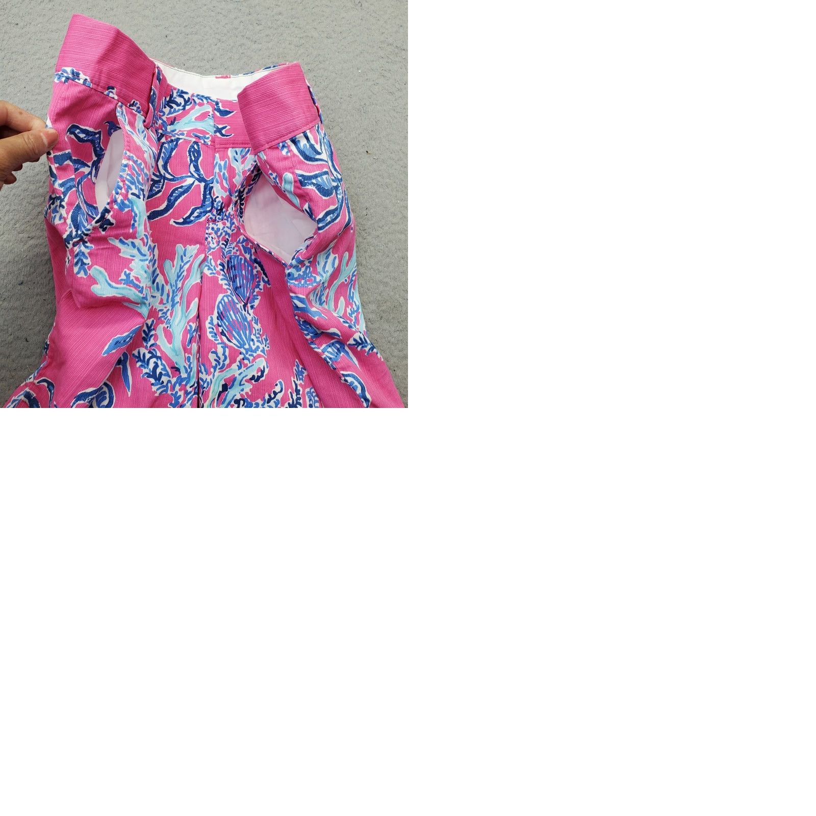 Lilly Pulitzer Lilly Pulitzer The Chipper Bermuda Shorts Womens 2 Multicolor Floral Short? Size 26" / US 2 / IT 38 - 9 Thumbnail