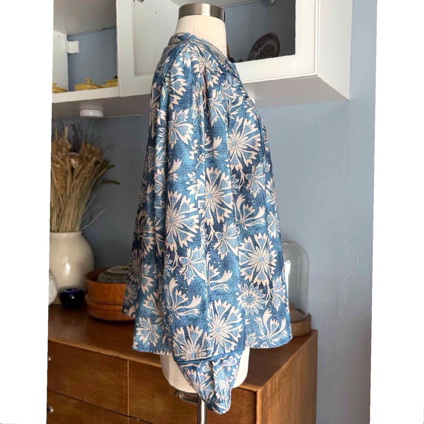Vintage Chufy Blouse Shirt Top Multi Blue Button Front Organic Cotton 100% Relaxed Bohemian Puff-Sleeve Blouson Sleeve Round Neck Casual Women Regular Size L Size S / US 4 / IT 40 - 3 Thumbnail