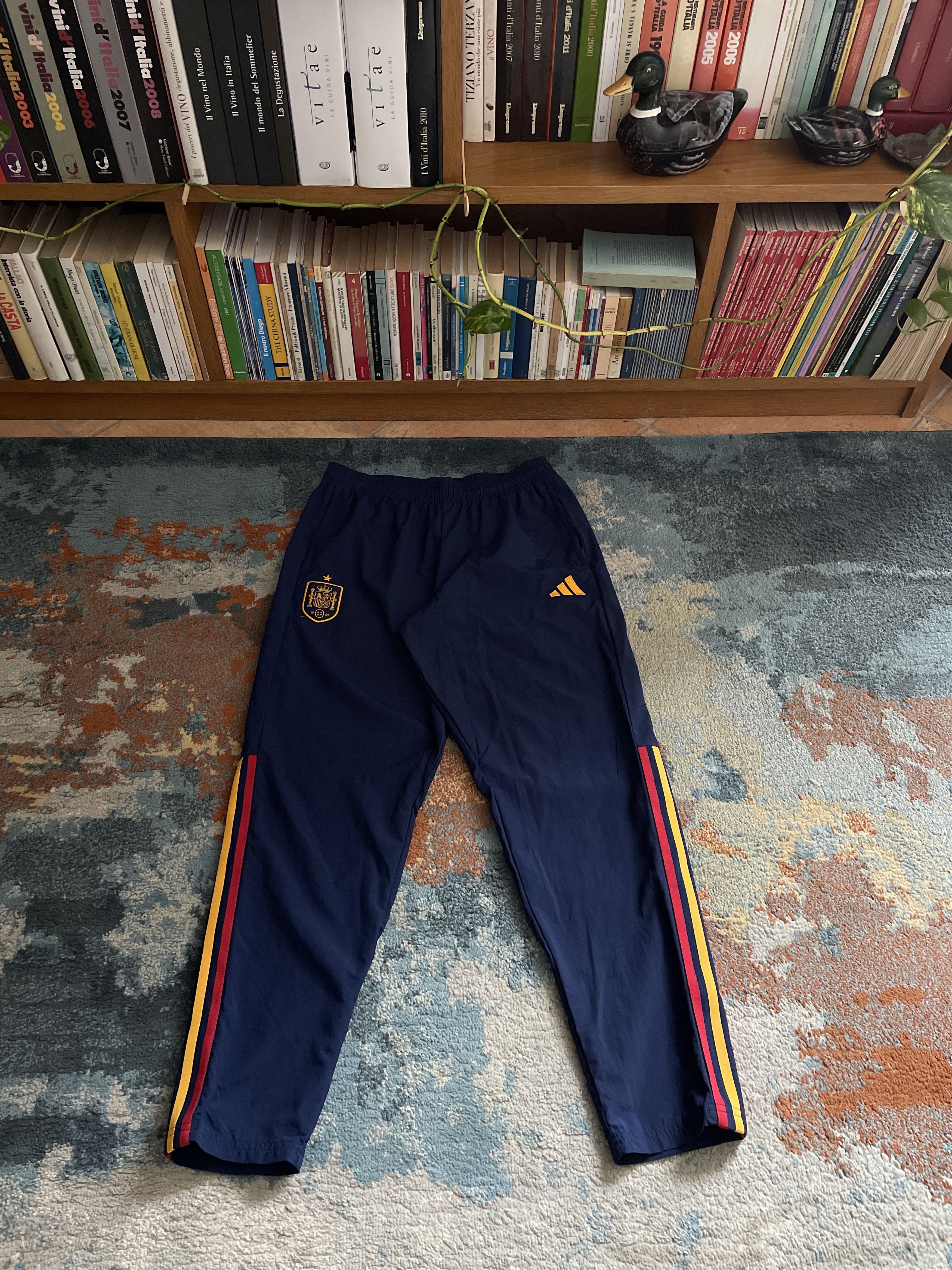 Adidas Adidas Spain National Team Track Pants Medium Size US 33 - 1 Thumbnail
