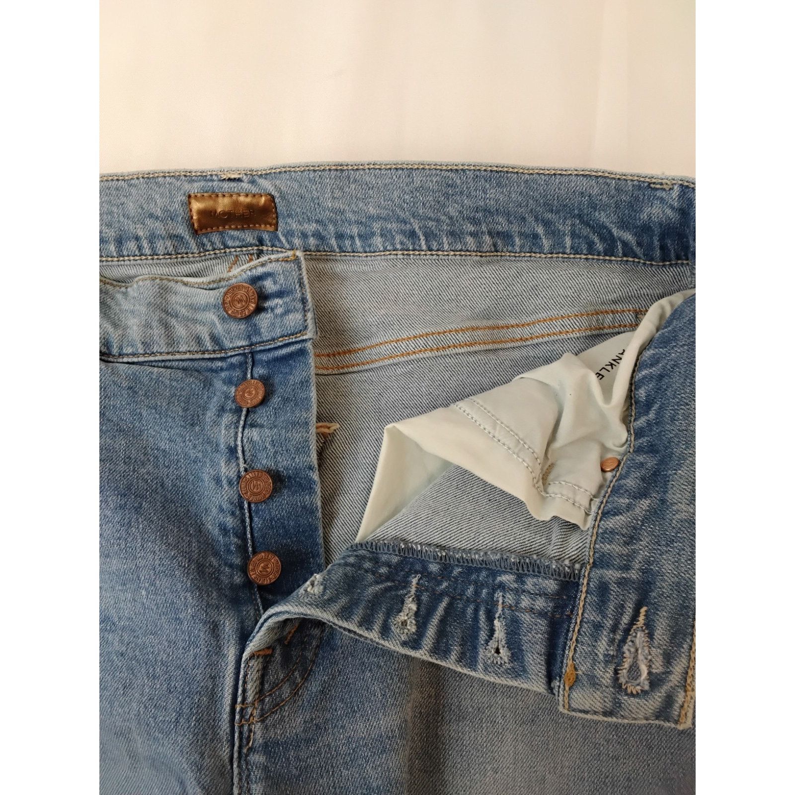 MOTHER Mother The Scrapper Ankle Jeans Women's 28" Light Wash Denim Size 28" / US 6 / IT 42 - 8 Thumbnail