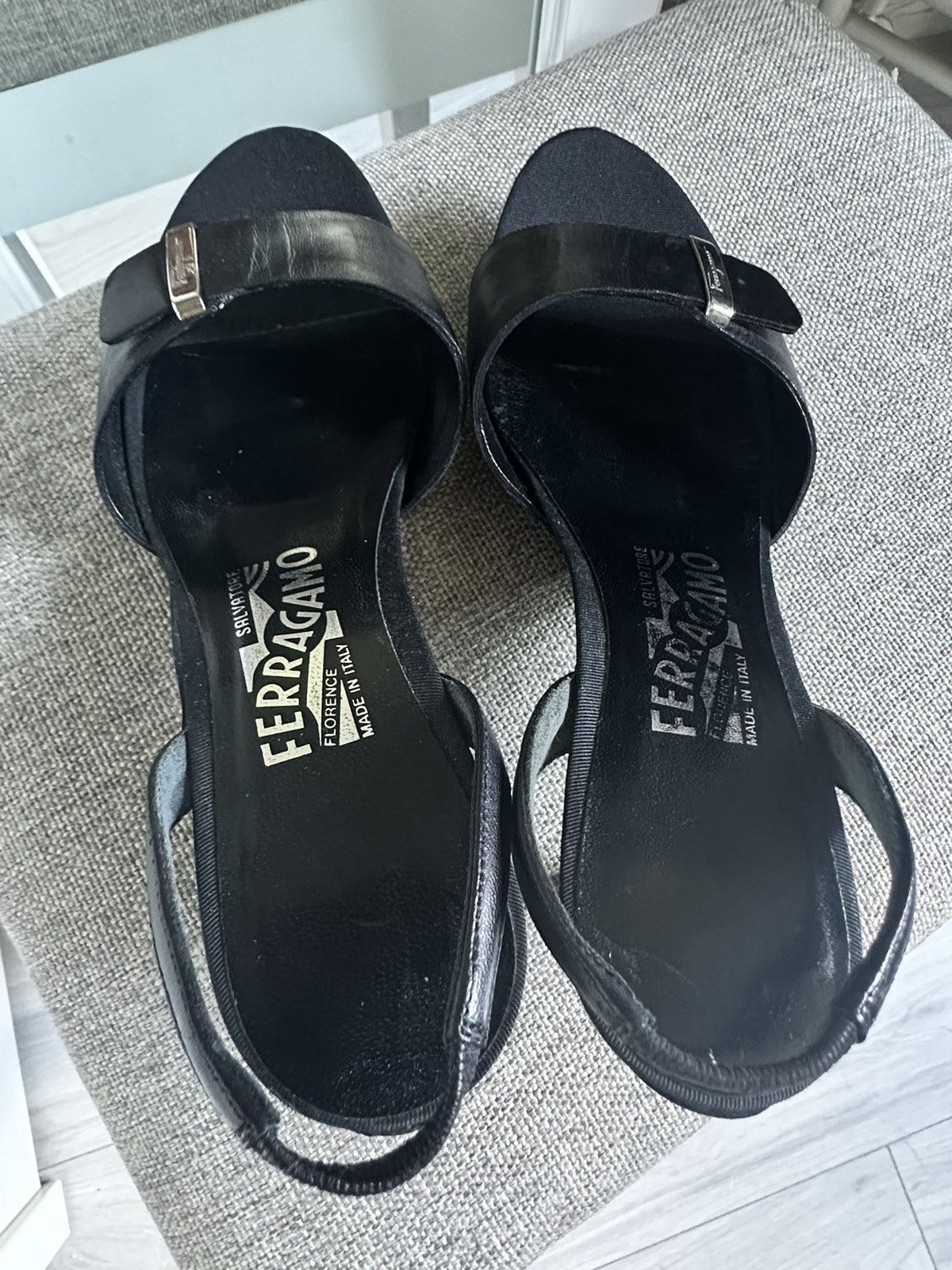 Salvatore Ferragamo Salvadore Ferragamo black heel Size US 7 / IT 37 - 12 Thumbnail