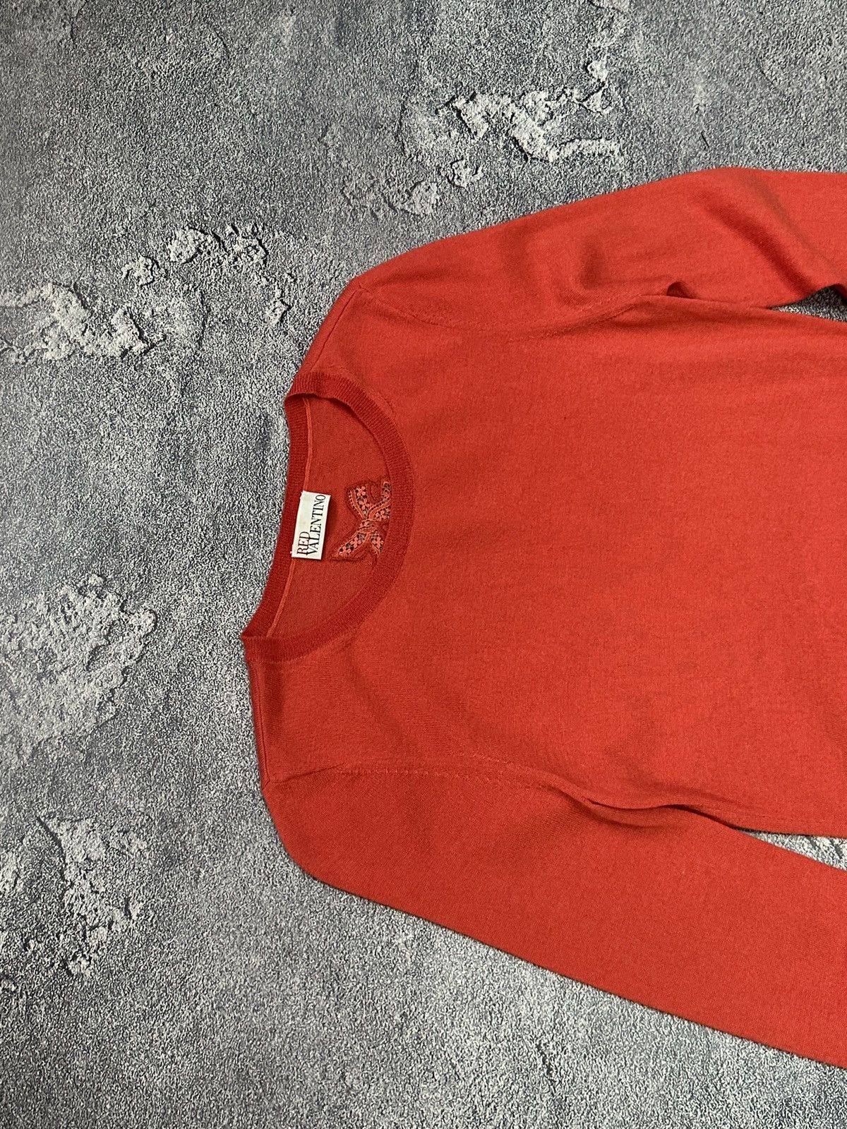 RED Valentino RED VALENTINO Red Crewneck Cashmere Jumper Lace Detail XS Size XS / US 0-2 / IT 36-38 - 5 Thumbnail