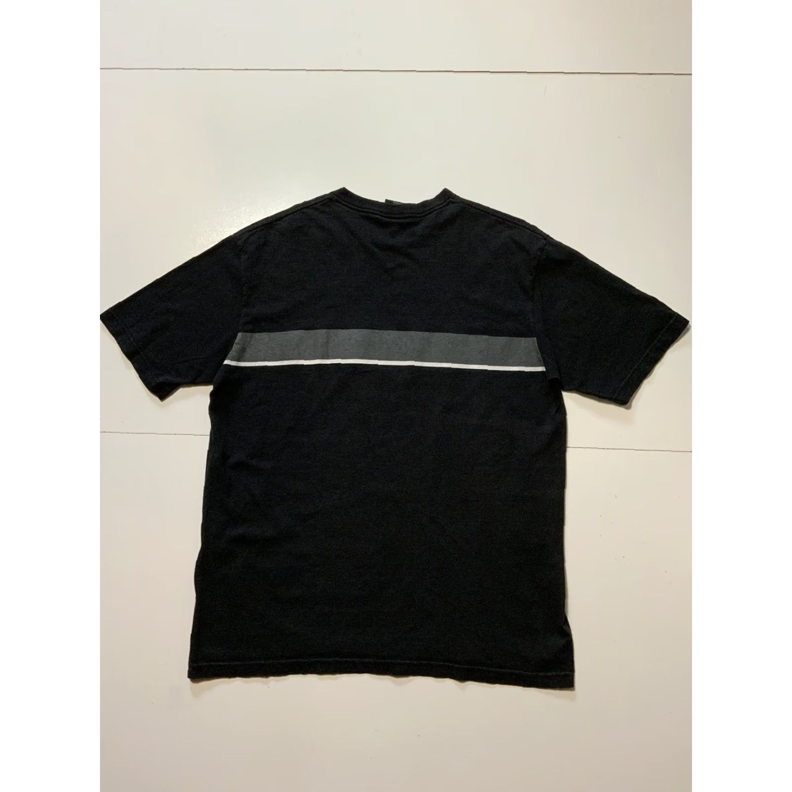 Nautica VINTAGE Nautica Striped S/S Crewneck Graphic T-Shirt M Men Black NSP? Size US M / EU 48-50 / 2 - 2 Thumbnail