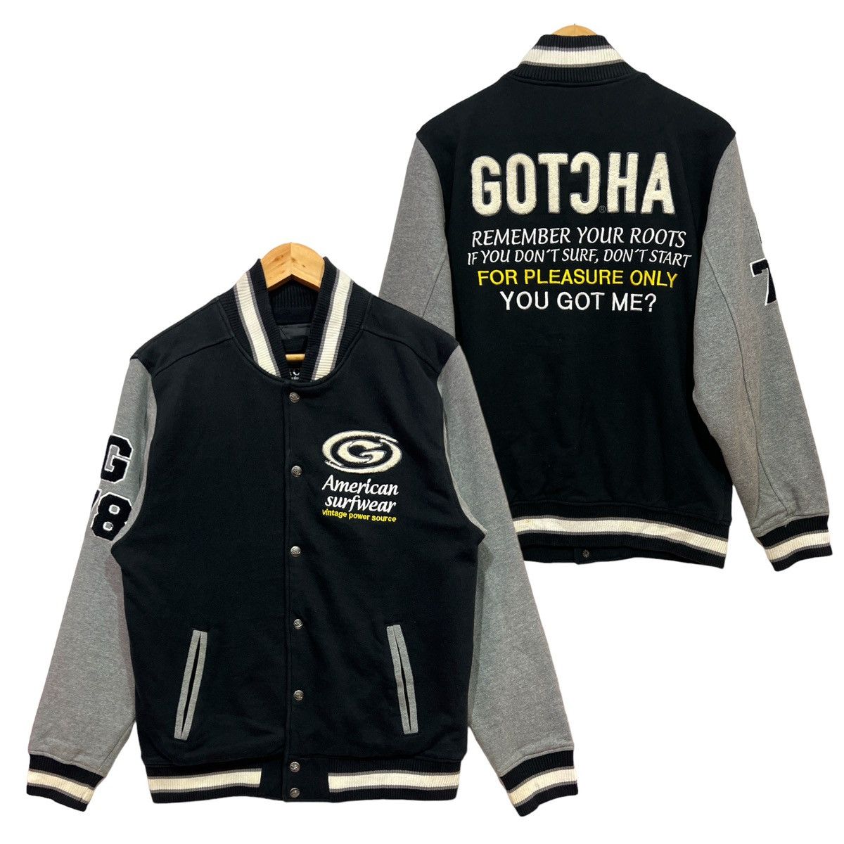 image of Surf Gotcha American Surf Carl. Varsity Jacket - M in Black, Men's (Size Medium)