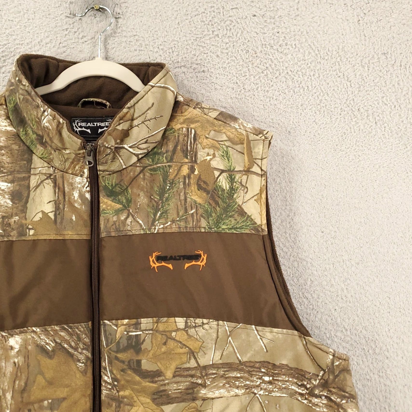 Realtree VINTAGE Realtree Vest Mens 2XL Xtra Camo Full Zip Hunting Jacket Insolated Lined Hunters Size US XXL / EU 58 / 5 - 5 Thumbnail