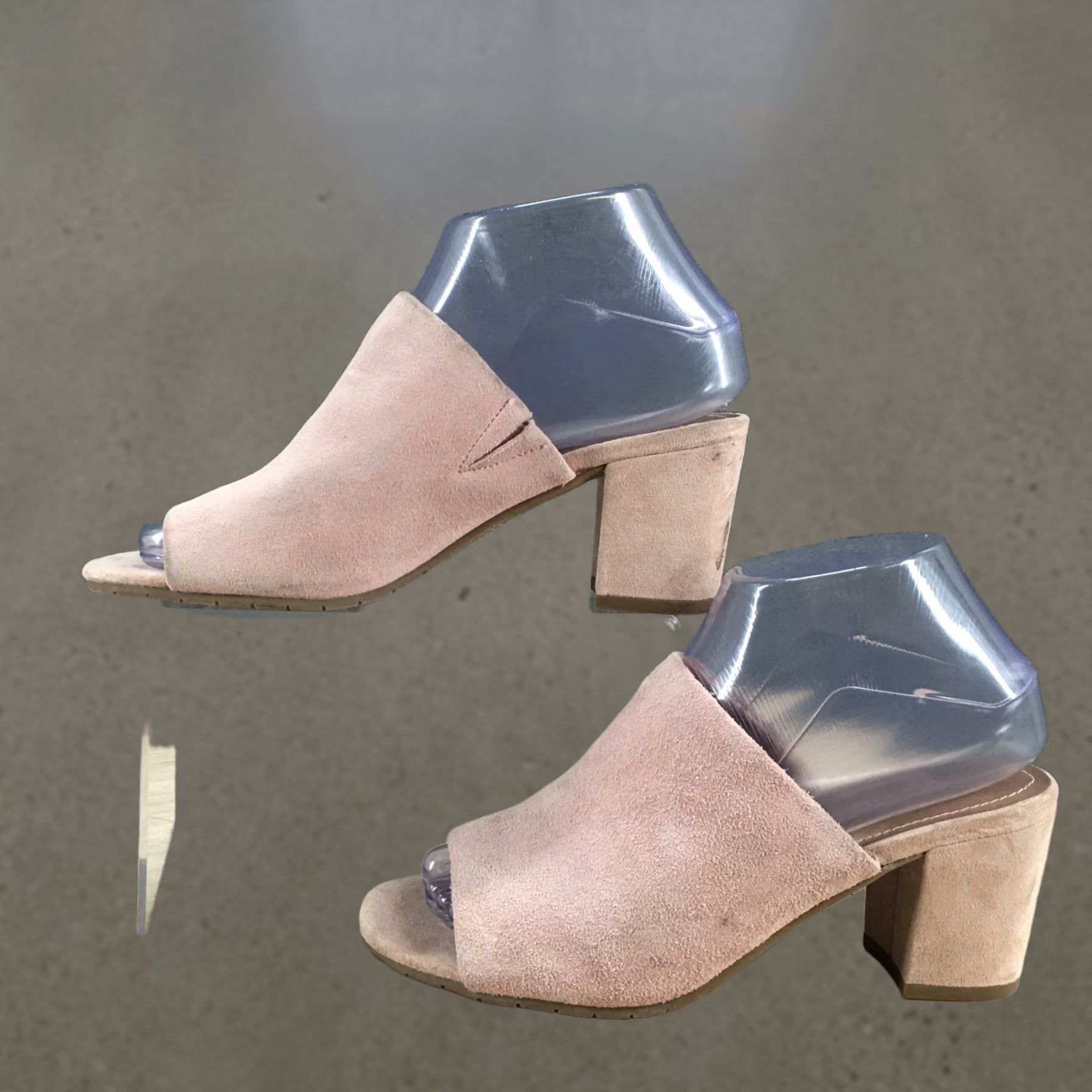 Kenneth Cole Kenneth Cole Reaction Mass Ter Mind Sandals Slip On Pink Suede Womens 6.5M Slide Casual Size US 7 / IT 37 - 1 Thumbnail