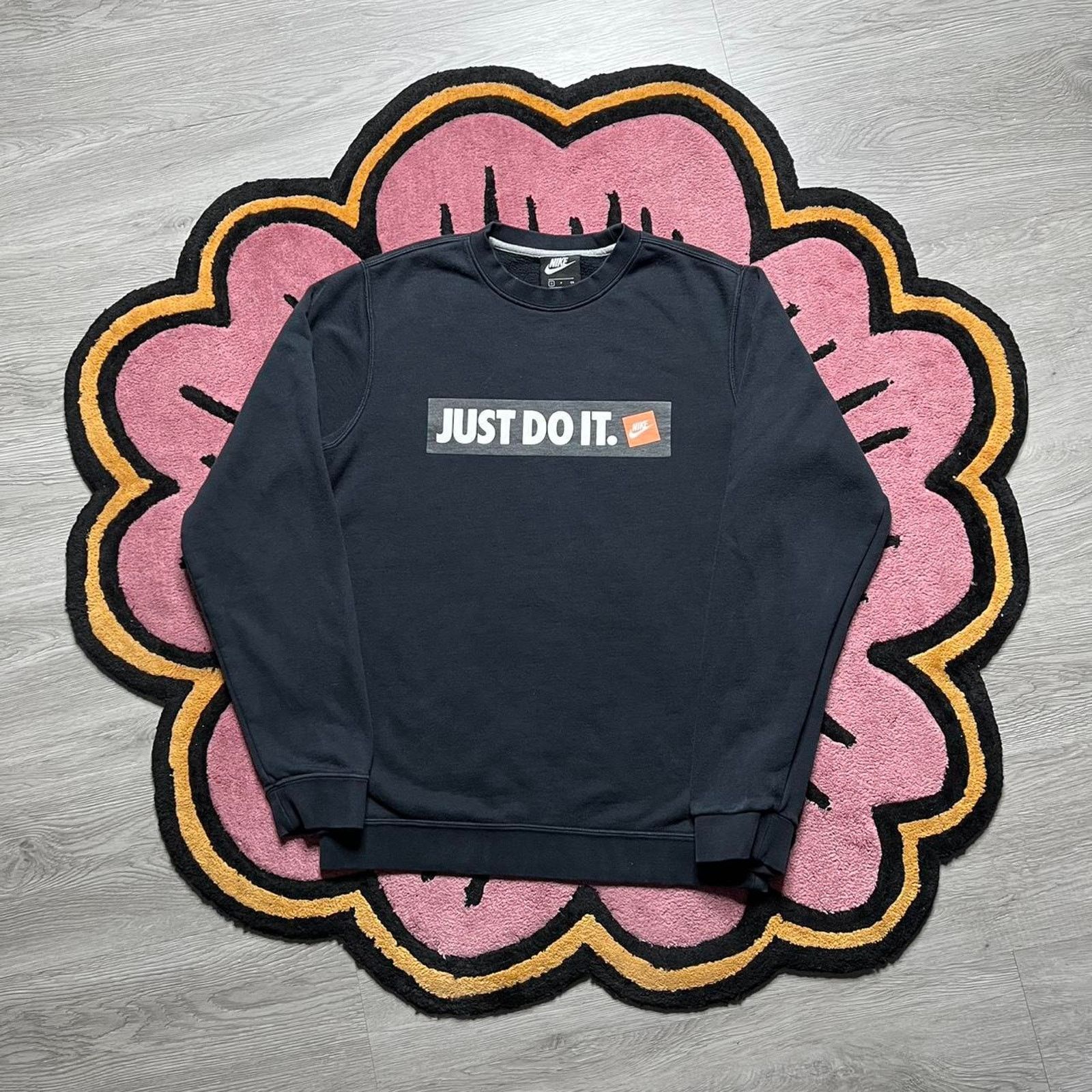 Nike Nike Just Do It Graphic Logo Crewneck Sweatshirt Size Small Size US S / EU 44-46 / 1 - 1 Thumbnail