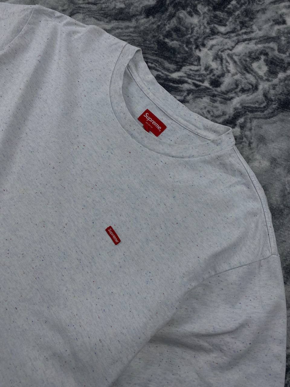 Supreme Supreme Small Box T Shirt Men Size XL White Size US XL / EU 56 / 4 - 2 Thumbnail