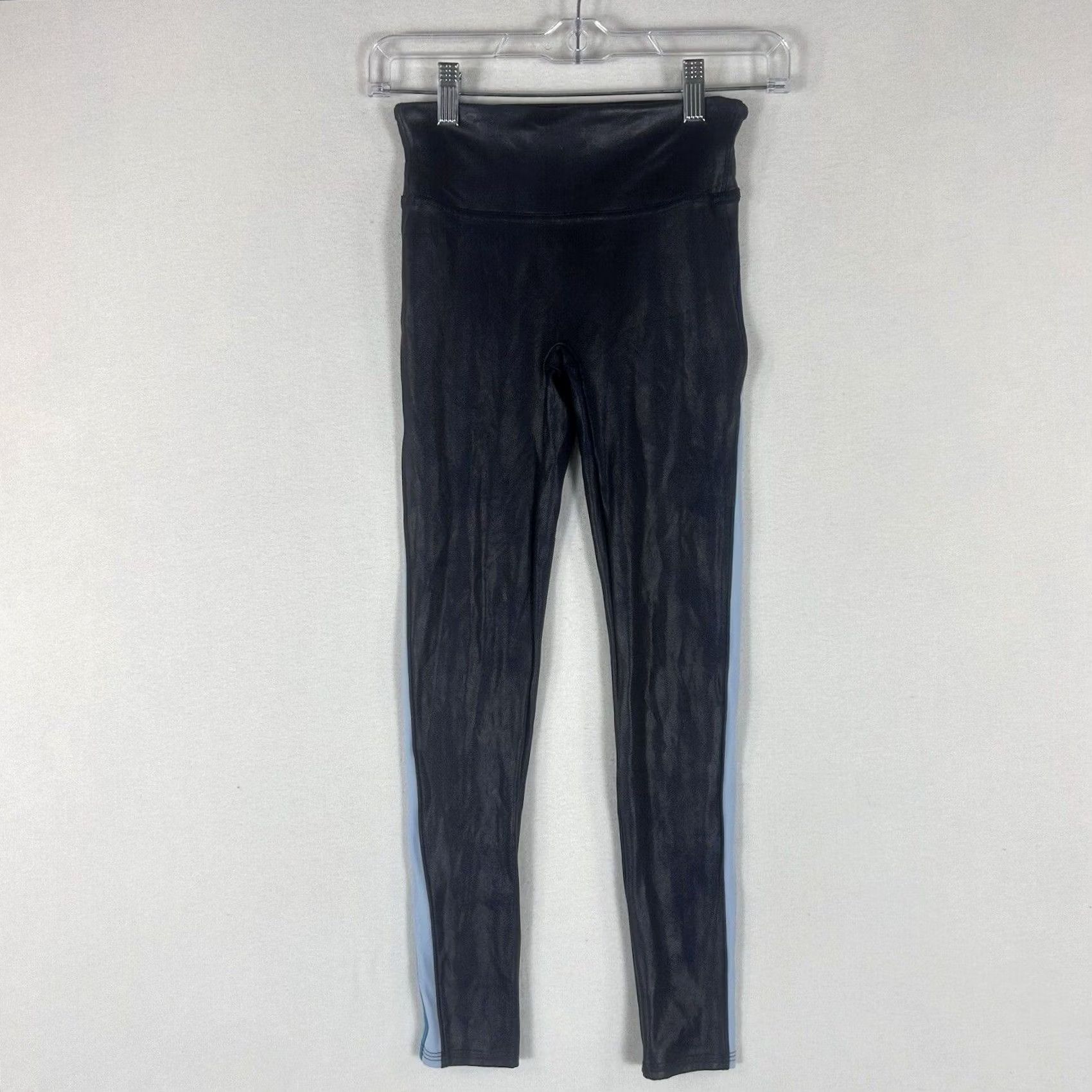 Spanx Spanx Leggings Womens XS Blue Stripes Stretch Shaping Ankle Yoga Casual Activewear Slimming Pattern Stripe Size 26" / US 2 / IT 38 - 2 Thumbnail