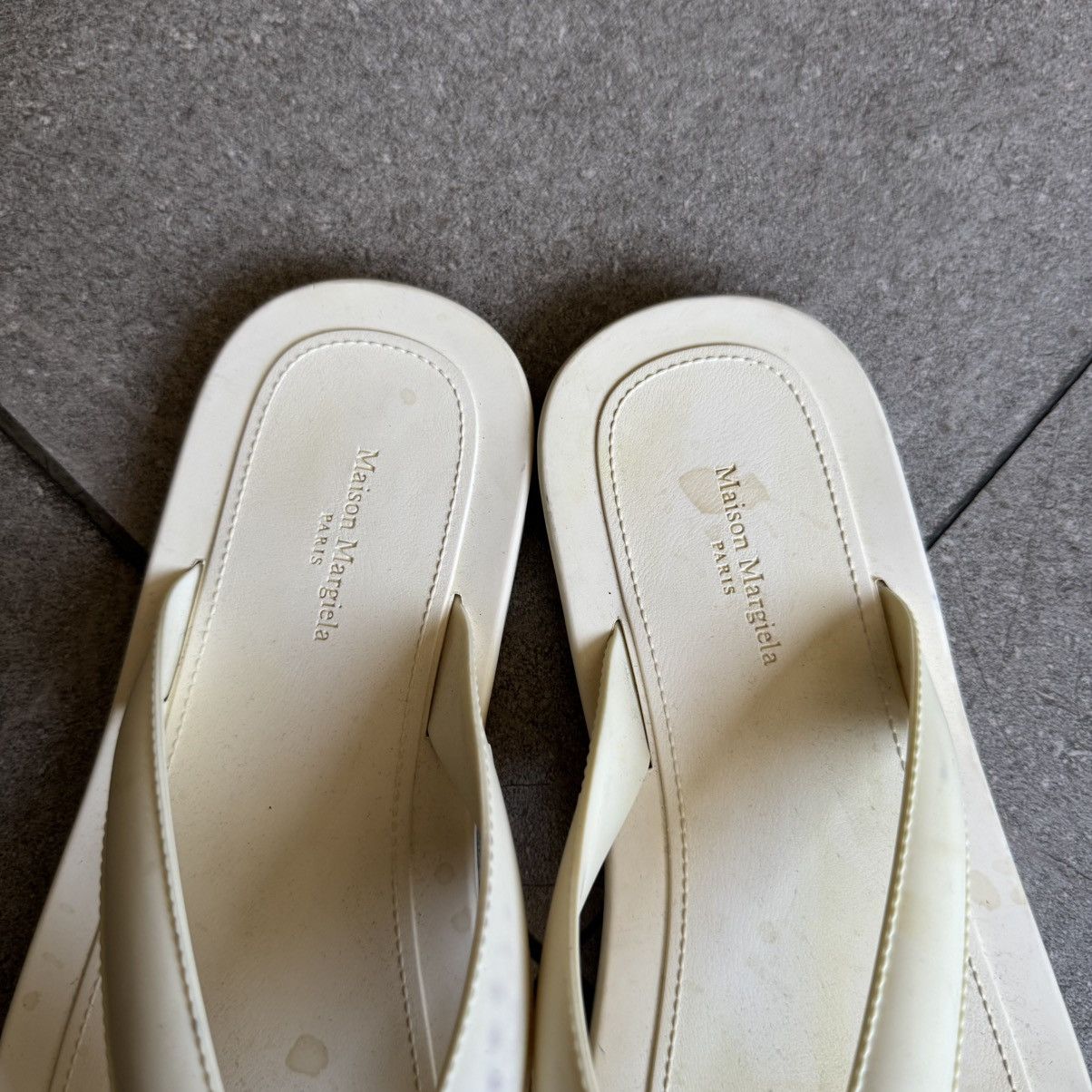Maison Margiela Maison Margiela Tabi Thong Sandals Size US 5 / IT 35 - 4 Thumbnail