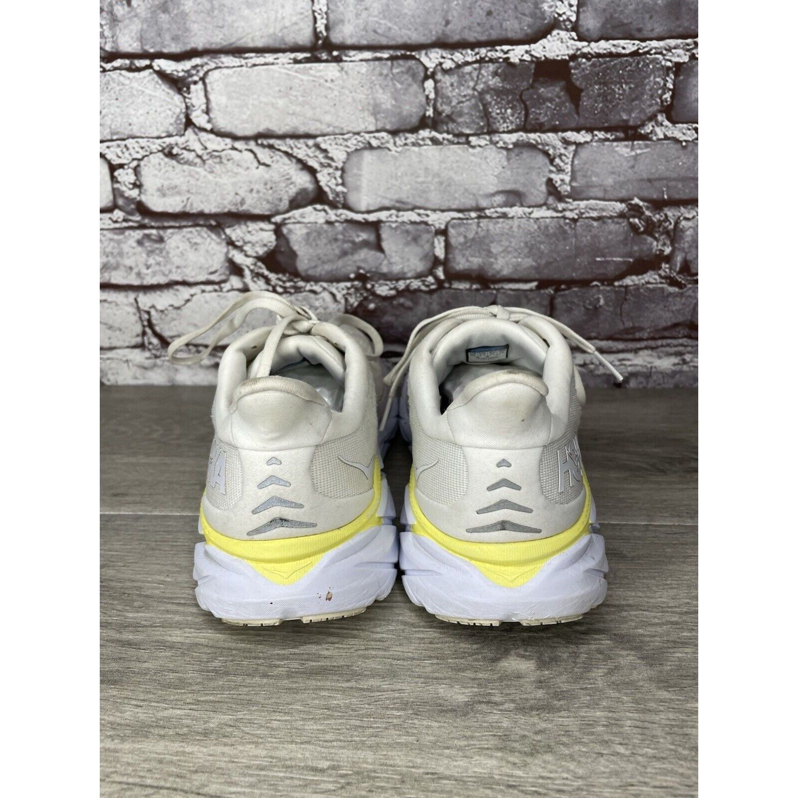 Hoka Hoka One One Clifton 8 1119394 BDBBW White Yellow Running Sn Size US 8 / IT 38 - 4 Thumbnail