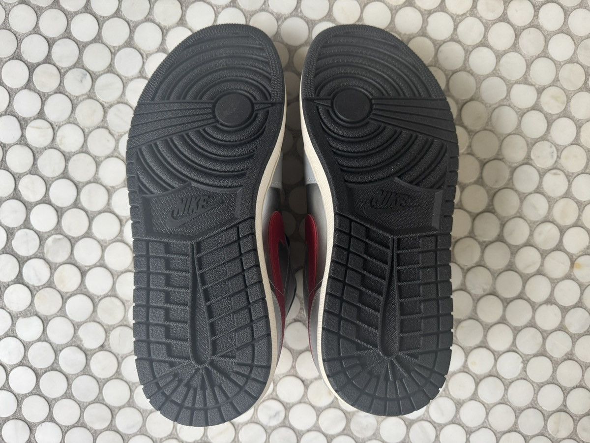 Jordan Brand 10 Jordan 1 Retro Low City Chicago Wolf Grey Metallic Silver Size US 10 / EU 43 - 6 Thumbnail