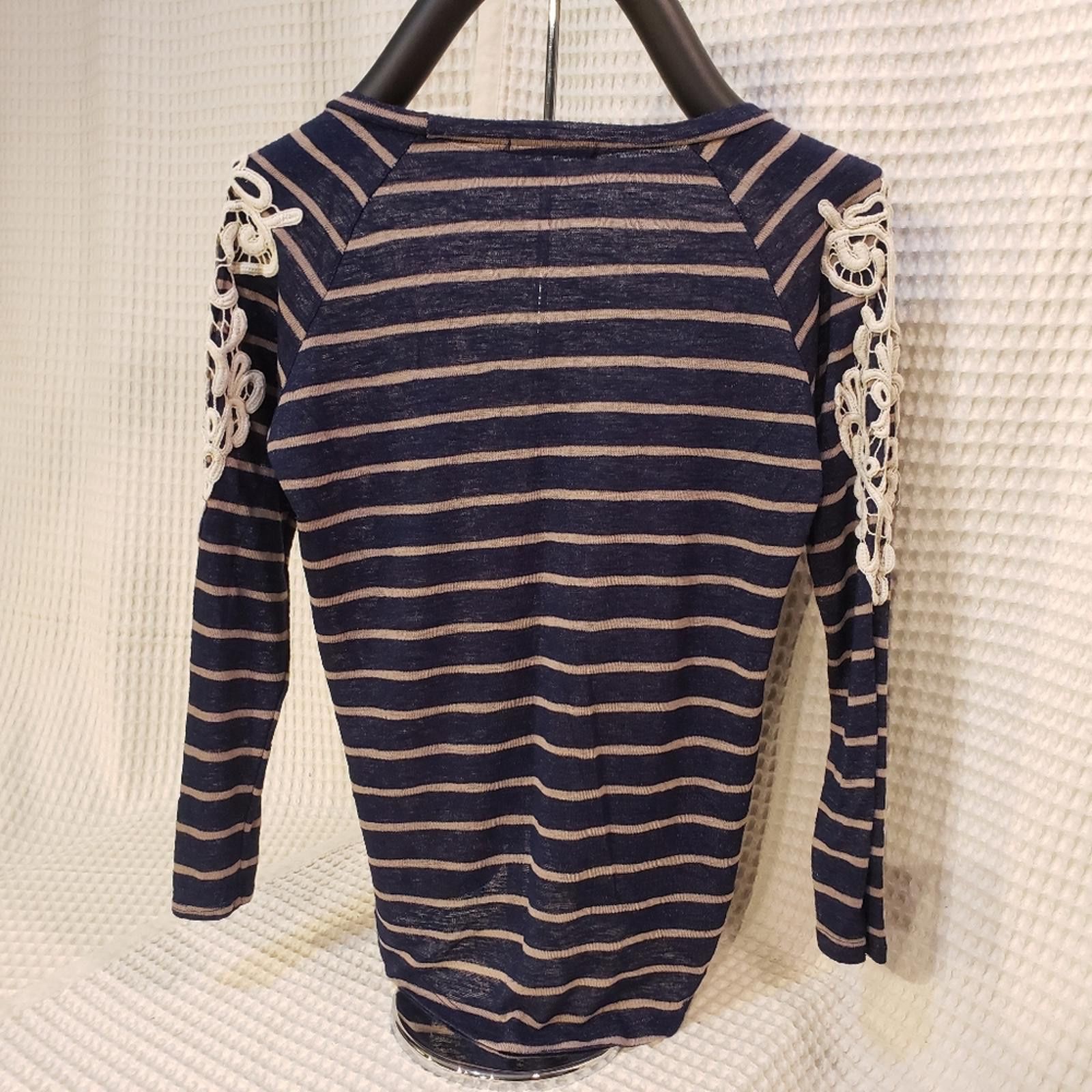 Other Better Be Blue & Tan with embroidered sleeve S Size S / US 4 / IT 40 - 4 Thumbnail