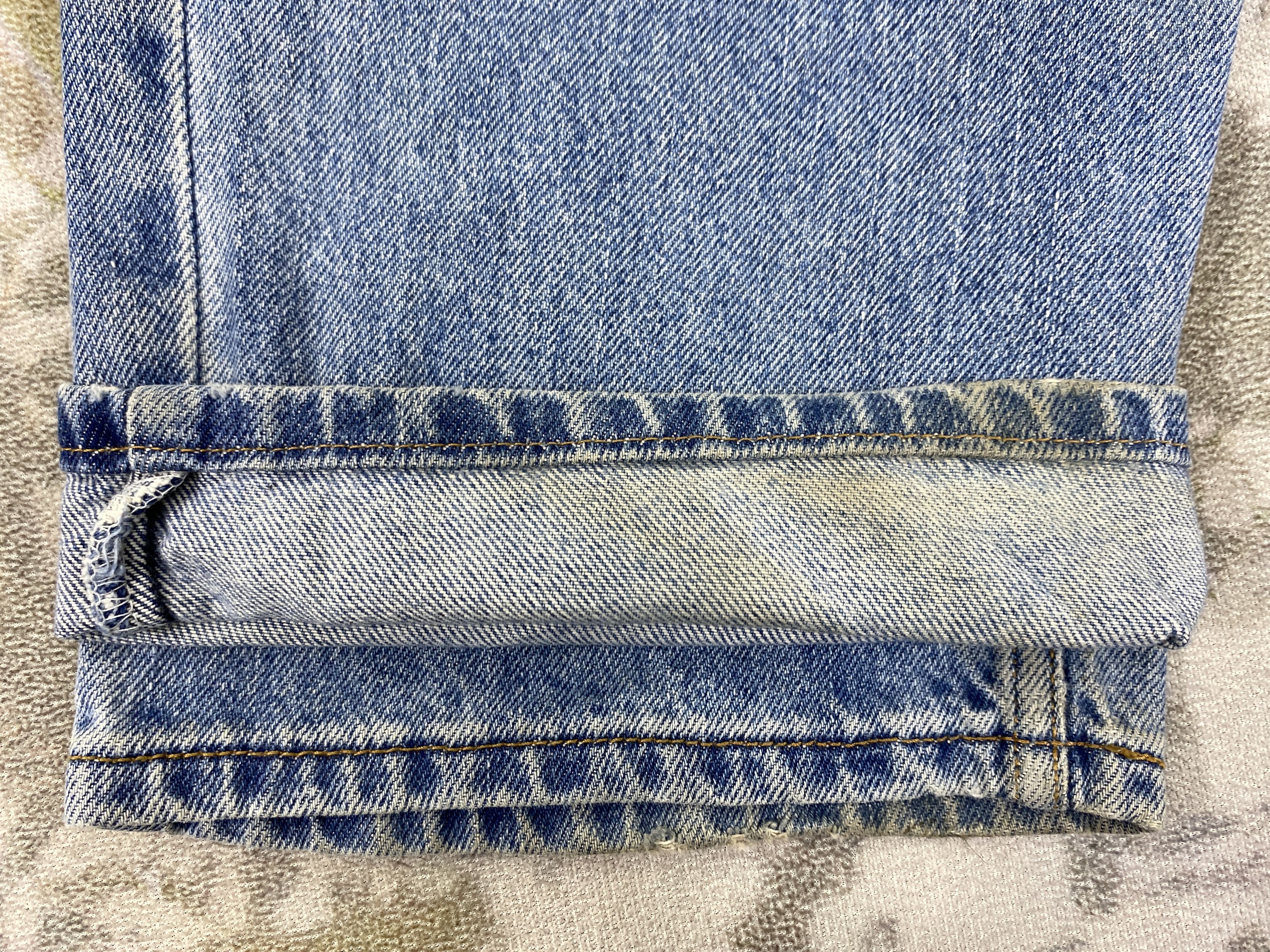 Levi's Vintage Levi's 560 Comfort Fit Dirty Denim 34 x 29.5 -JN558 Size US 34 / EU 50 - 13 Thumbnail