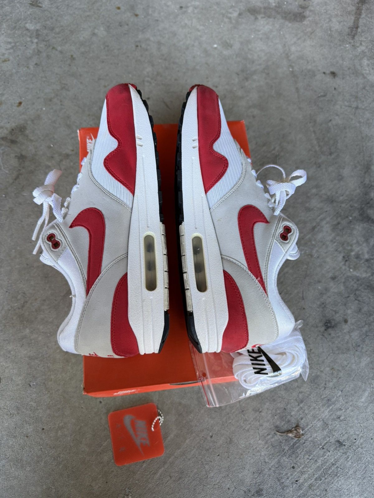 Nike Nike Air Max 1 Anniversary Varsity Red Size US 10.5 / EU 43-44 - 5 Thumbnail