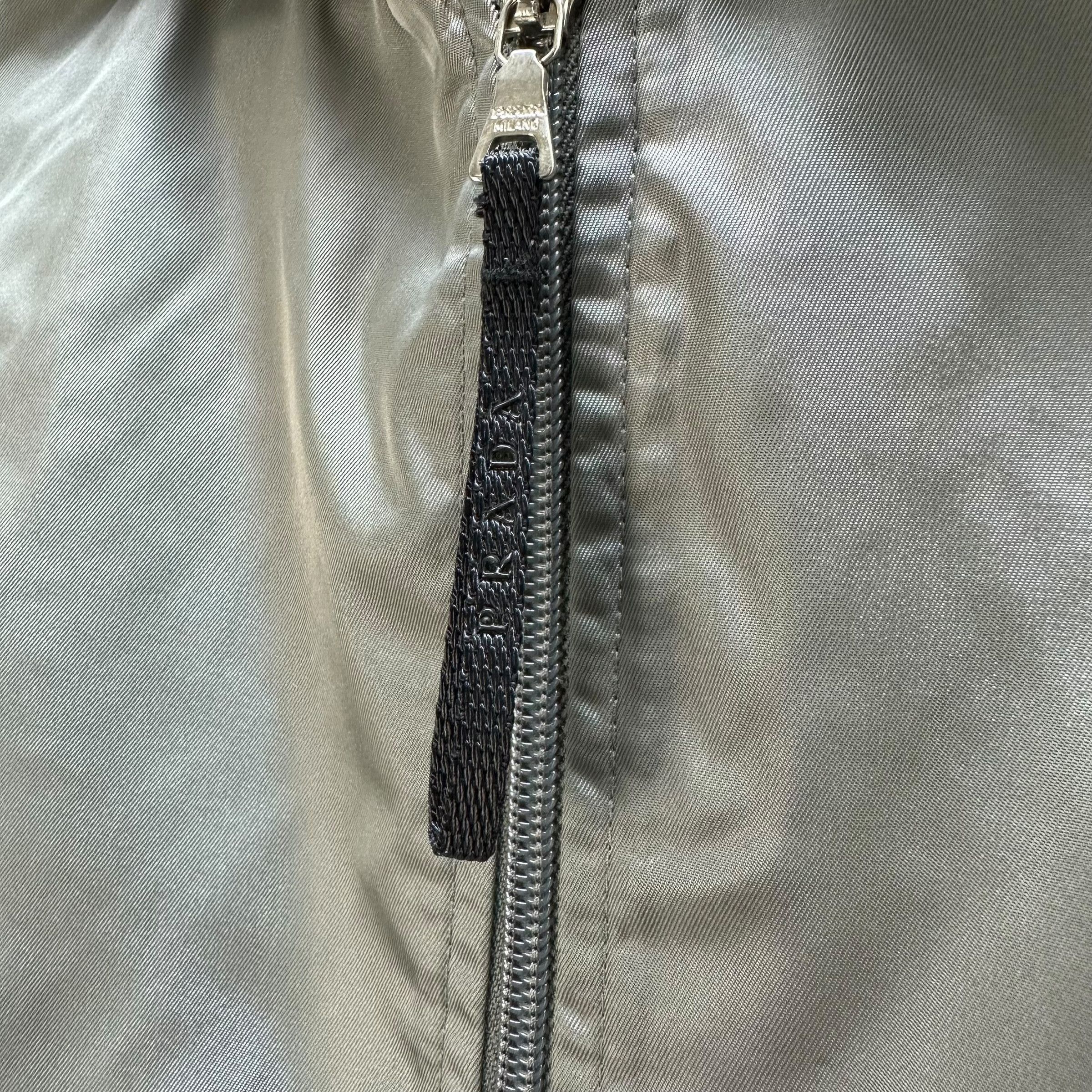 Prada PRADA MILANO Made in Italy Light Hooded Jacket #A50-1178 Size US M / EU 48-50 / 2 - 3 Thumbnail