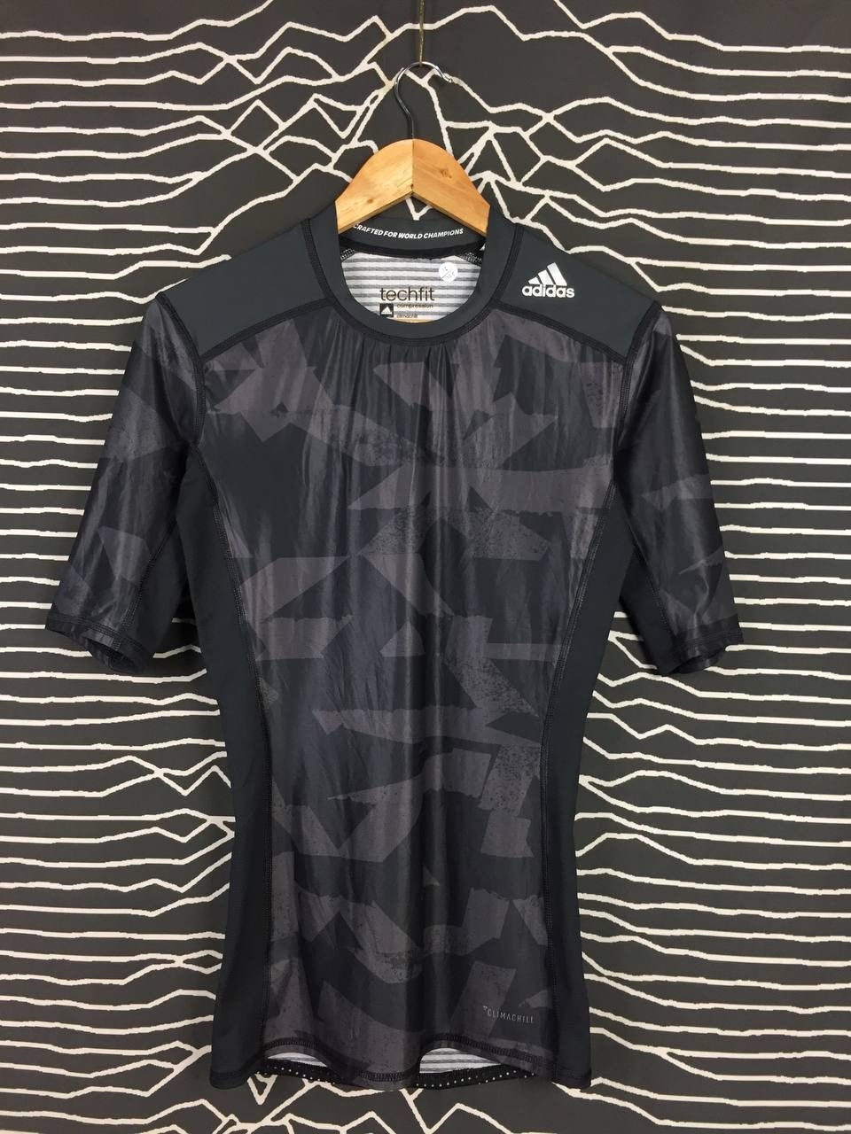 Adidas × Vintage Adidas Techfit Compression Climachill Activewear Tee Size US XS / EU 42 / 0 - 2 Thumbnail