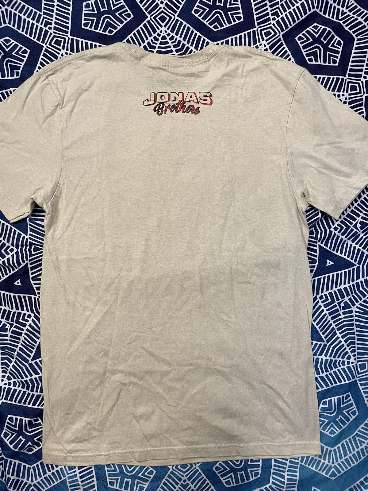 Band Tees Jonas Brothers The Tour Chicago Wrigley Field Size US M / EU 48-50 / 2 - 4 Thumbnail