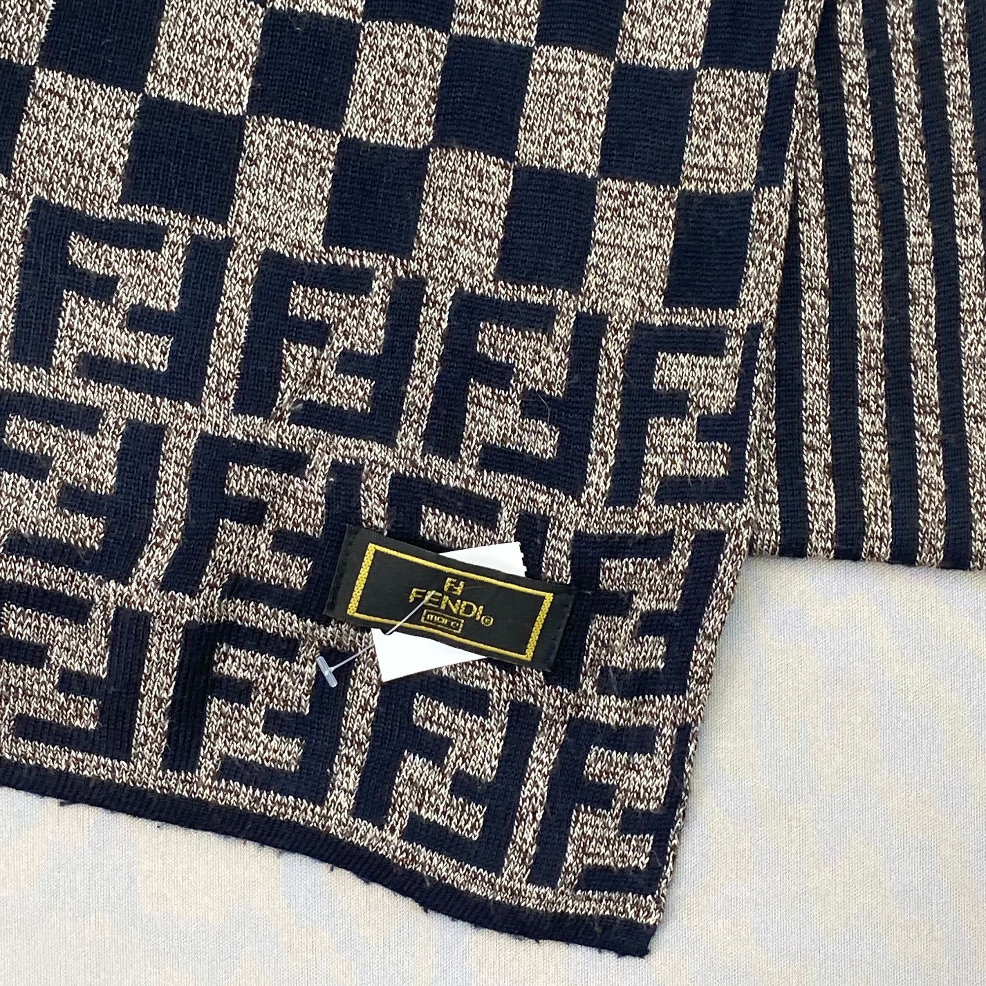 Japanese Brand Vintage Fendi Scarf Muffler Fendi FF Monogram Wool Scarves Size ONE SIZE - 4 Thumbnail