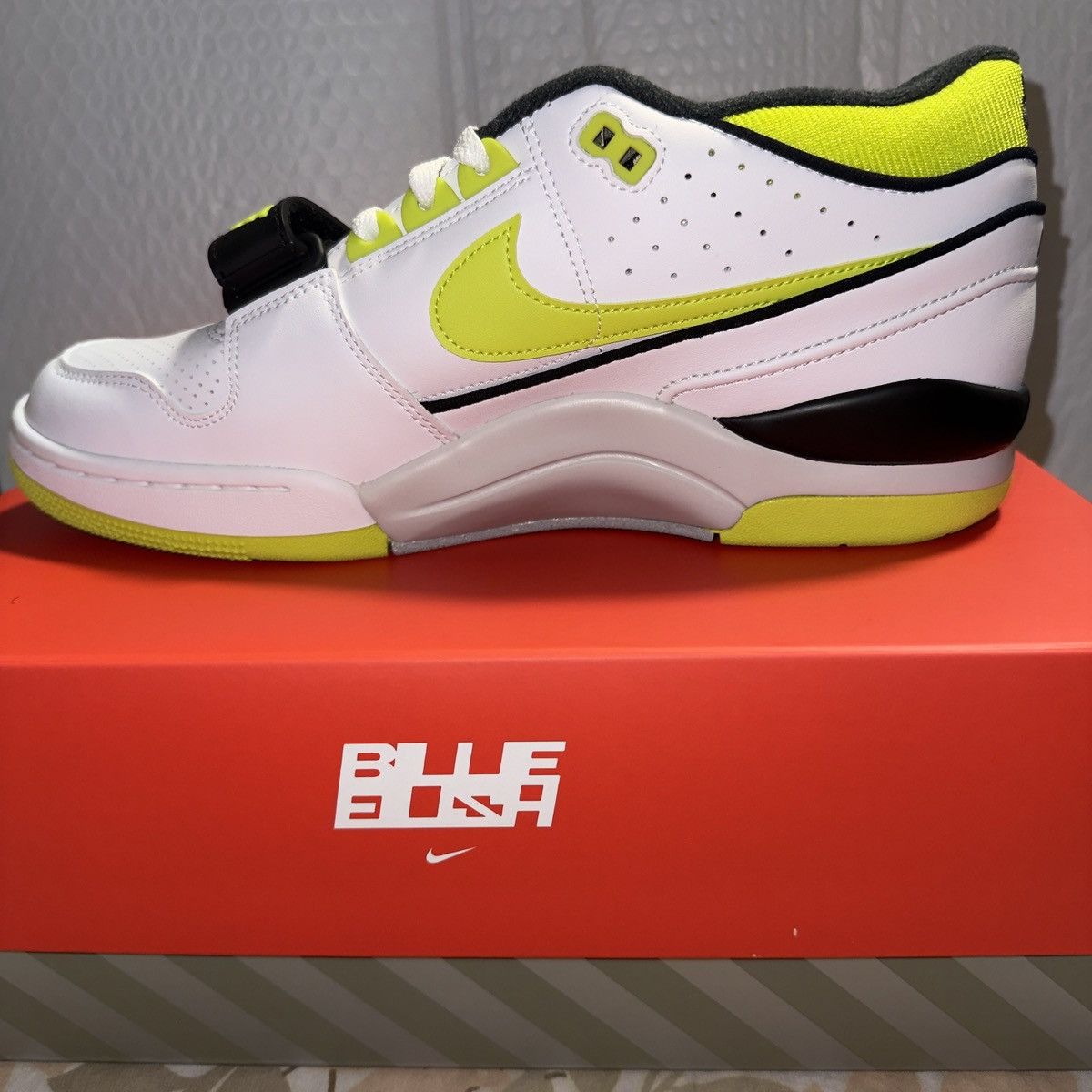 Nike Nike AAF88 SP White Venom Green Men’s Size 11 Size US 11 / EU 44 - 2 Thumbnail