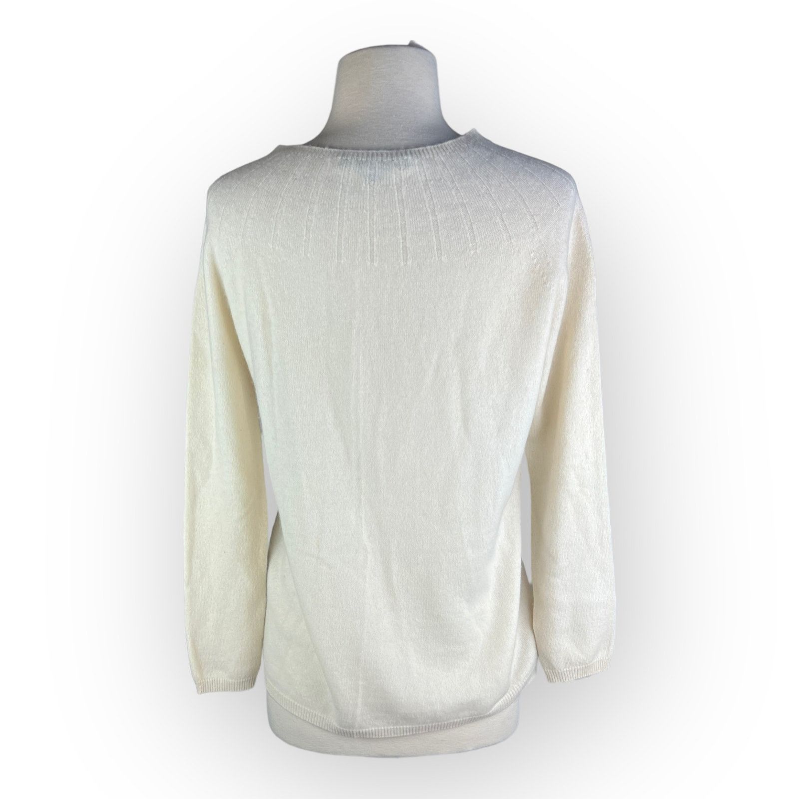 Brooks Brothers Brooks Brothers Women 100% Cashmere Sweater White Cream Size S / US 4 / IT 40 - 3 Thumbnail