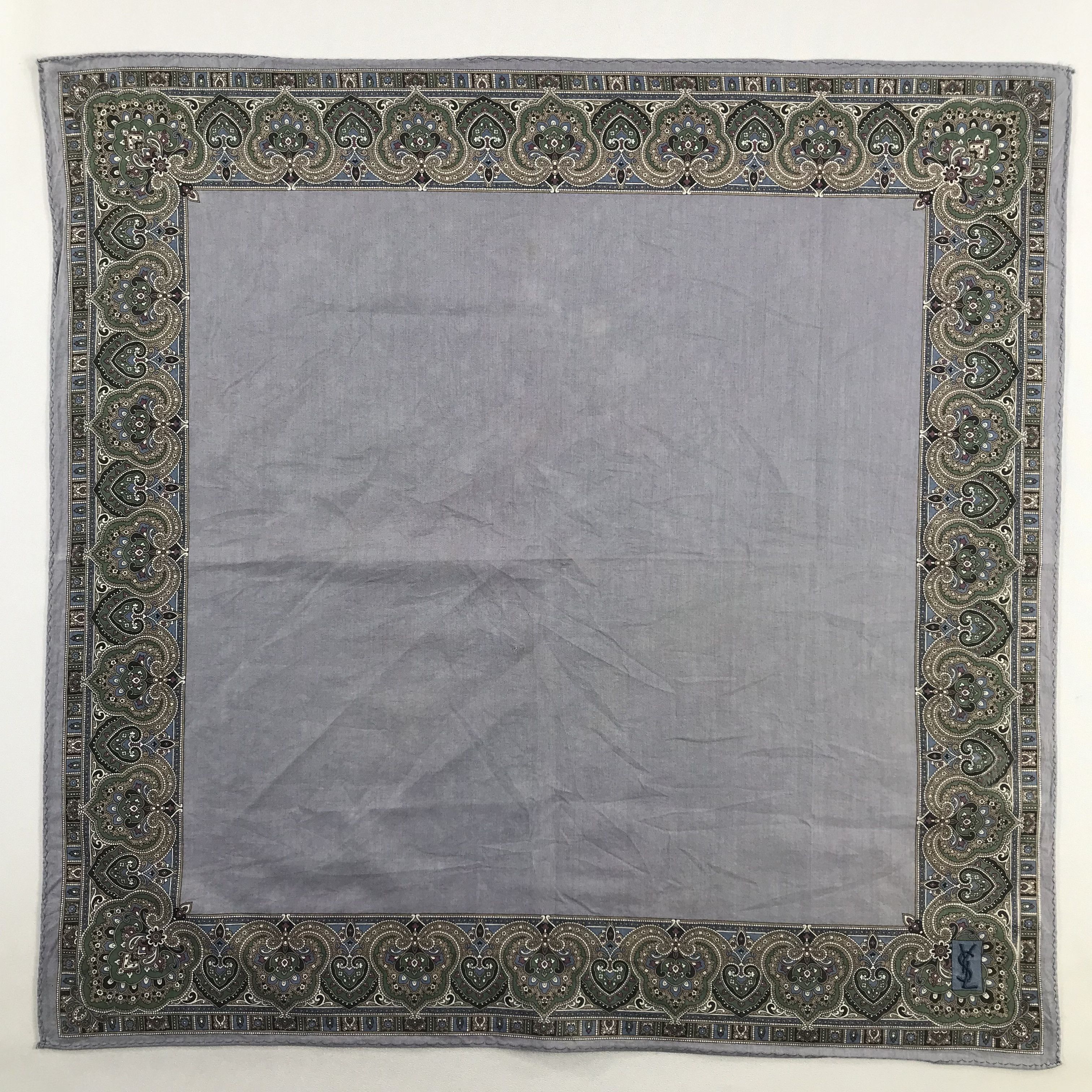 Yves Saint Laurent Yves Saint Laurent Handkerchief / Bandana / Neckerchief C703 Size ONE SIZE - 3 Thumbnail
