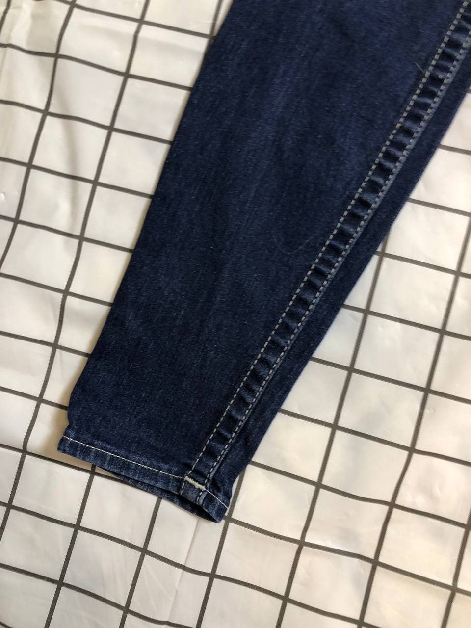 True Religion True Relion Johnny Dark Blue Wash Denim Jeans Women Size 28" / US 6 / IT 42 - 4 Thumbnail