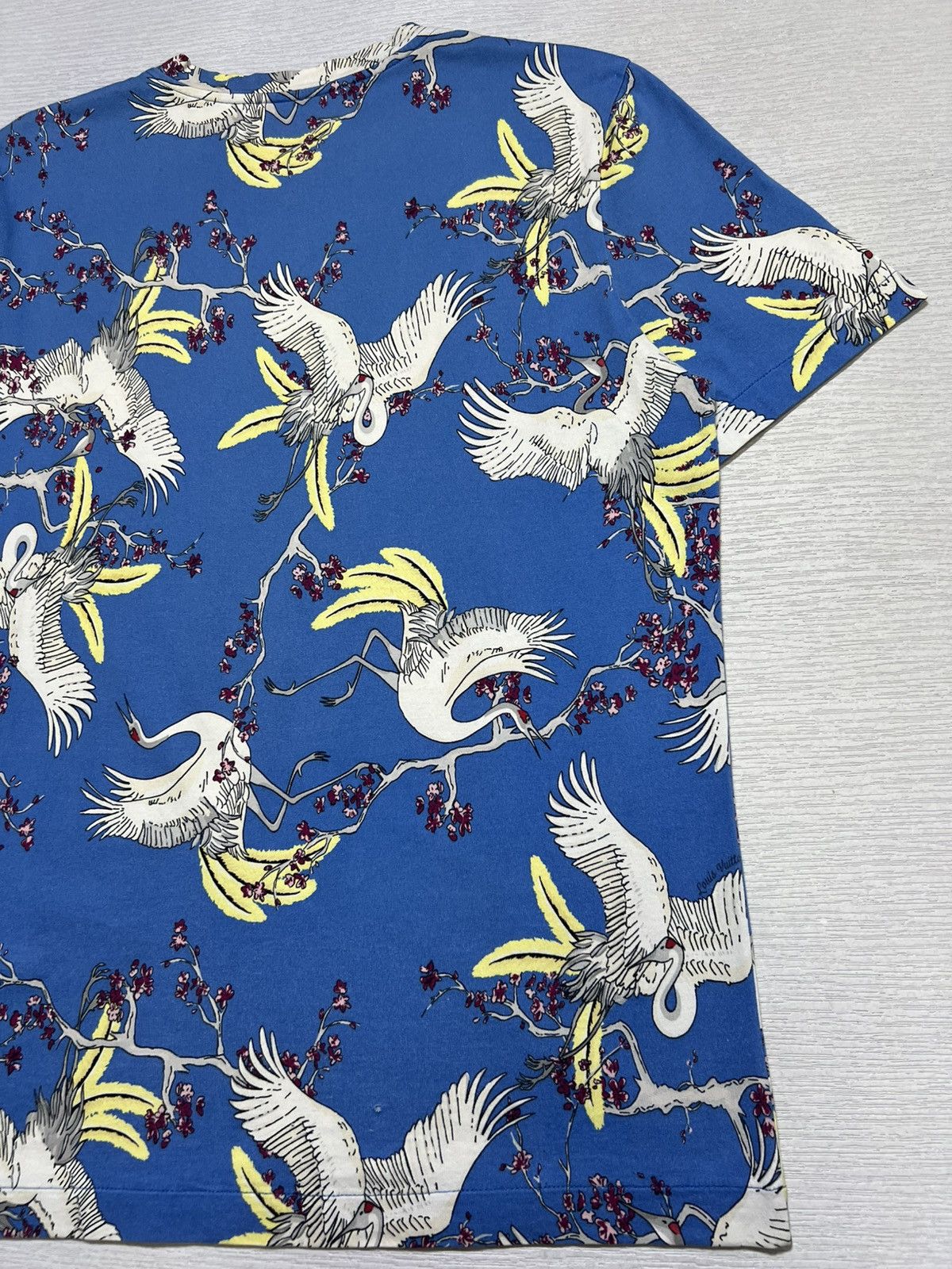 Louis Vuitton Louis Vuitton - Kim Jones - S/S 16’ Blue Crane T-Shirt Size US M / EU 48-50 / 2 - 14 Thumbnail