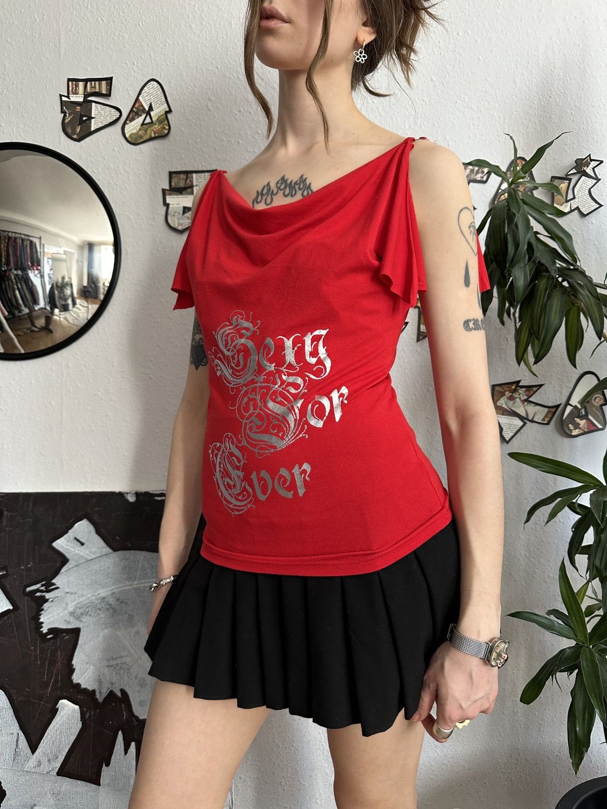 Japanese Brand Sexy Draped Punk Of-the Shoulder Red Blouse y2k Size M / US 6-8 / IT 42-44 - 4 Thumbnail