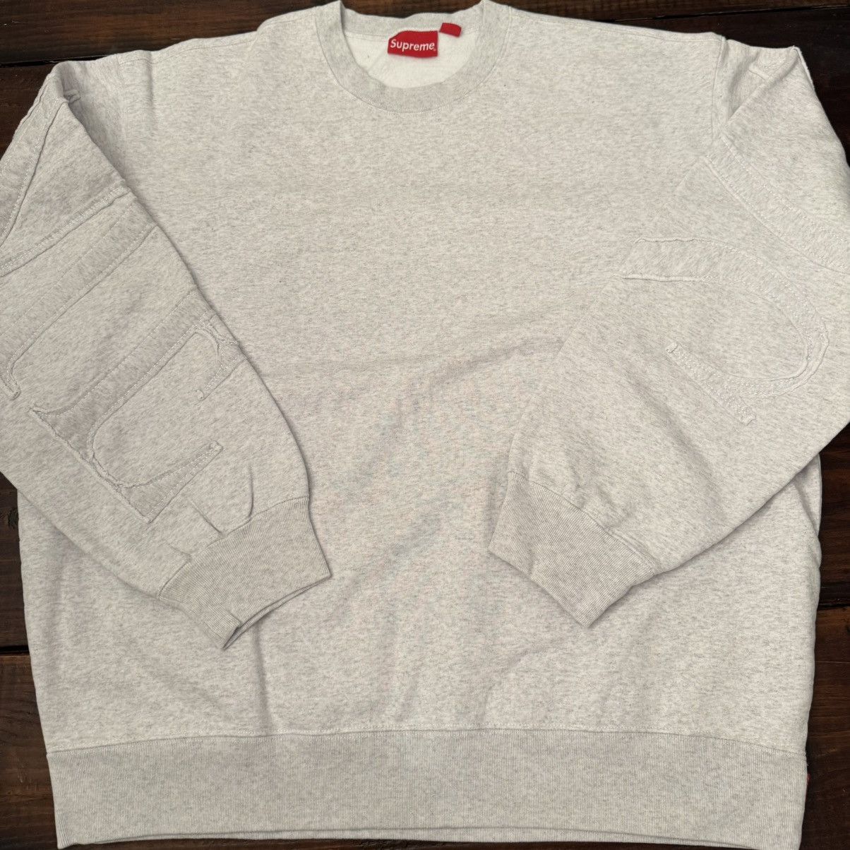 Supreme Supreme Tonal Applique Crewneck Size US XL / EU 56 / 4 - 1 Thumbnail