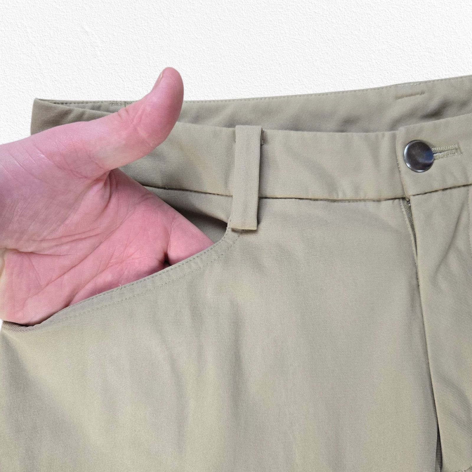 Lululemon Lululemon Khaki ABC Pants Slim Fit Pant Size 32 Size US 32 / EU 48 - 5 Thumbnail