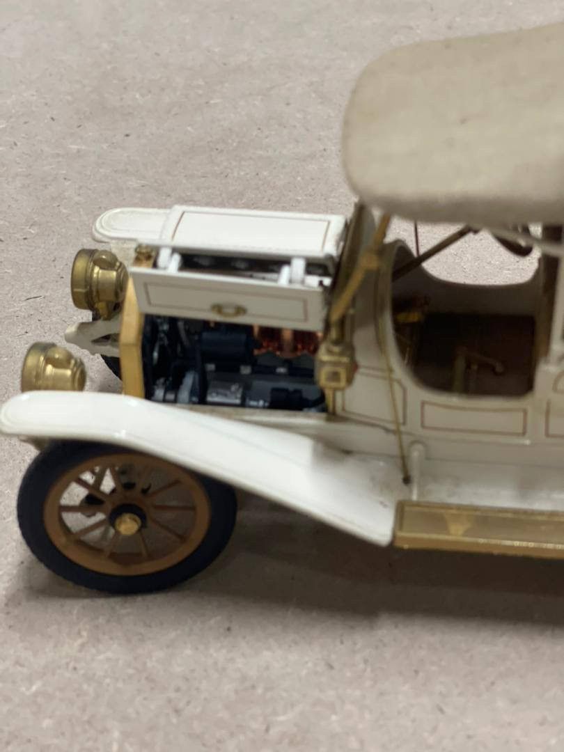 Vintage DIECAST 1/24 1910 CADILLAC ROADSTER Size ONE SIZE - 4 Thumbnail