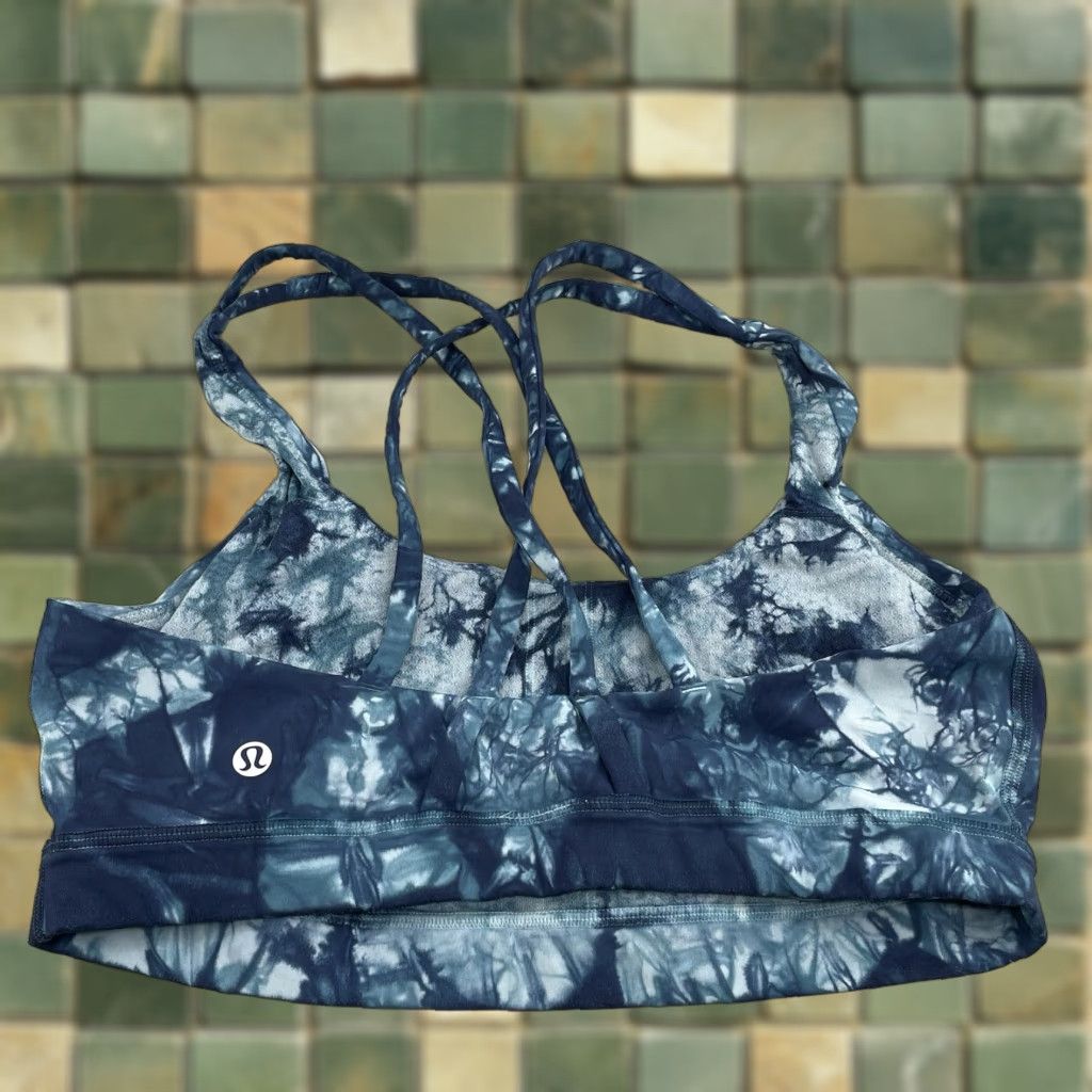 Lululemon VINTAGE Lululemon Sport Bra Women 8 Black Strap Tank Top Yoga Y2k Gym Athleisure Running Size M / US 6-8 / IT 42-44 - 1 Thumbnail