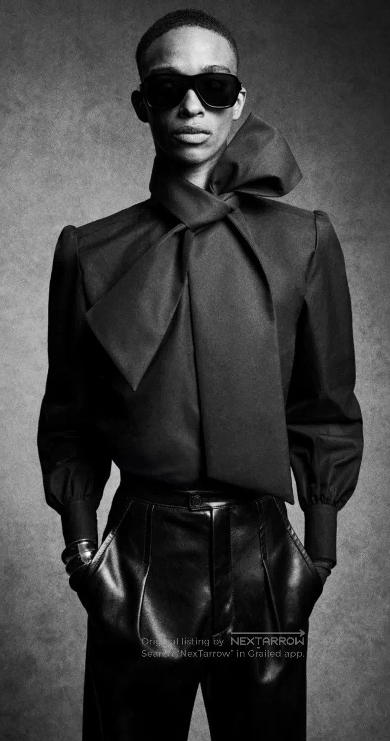 Saint Laurent Paris Saint Laurent Paris size 39 Large Bow Collar Shirt Size US M / EU 48-50 / 2 - 1 Thumbnail