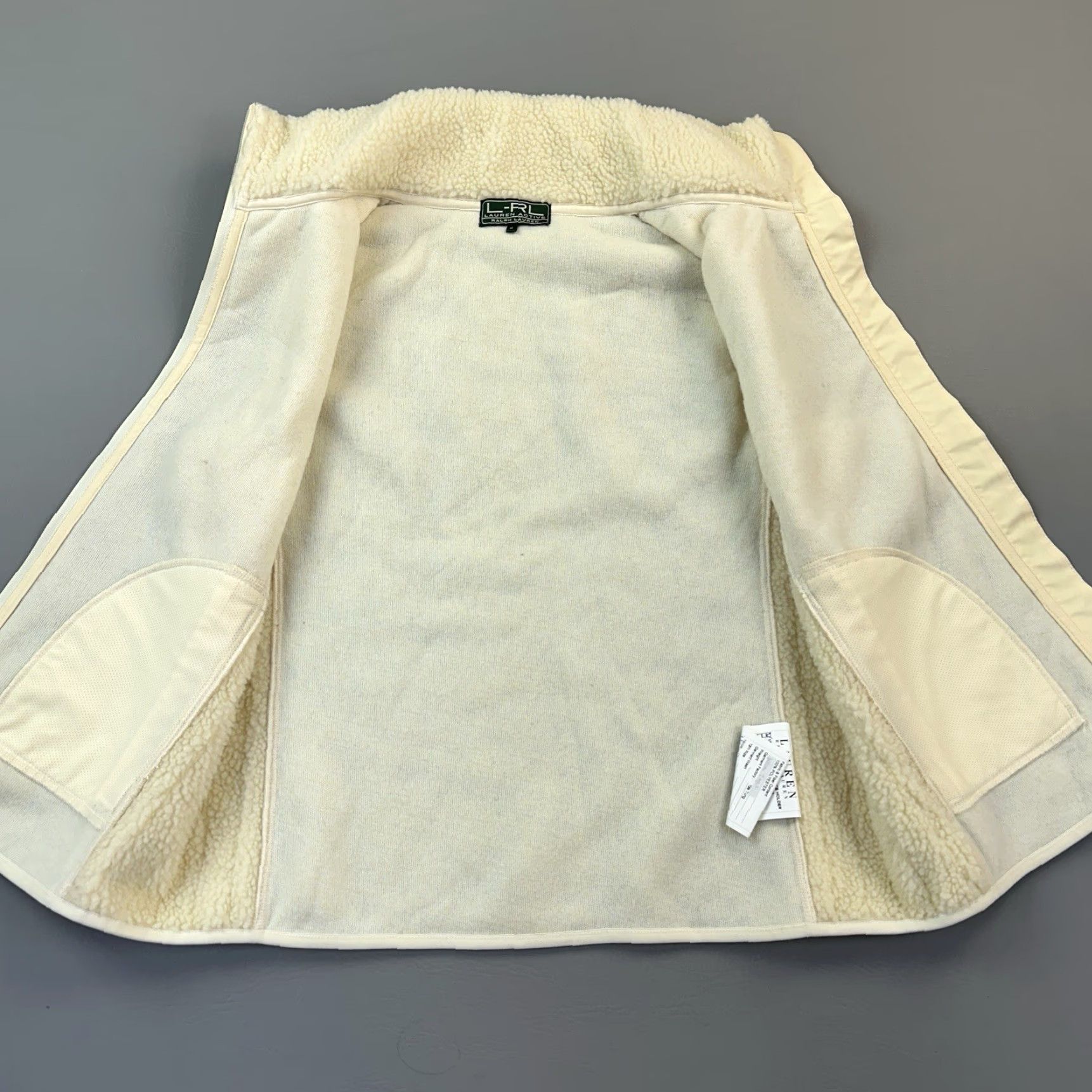Ralph Lauren VINTAGE L-RL Lauren Active Ralph Lauren Vest Women’s Medium Cream Full Zip Sherpa Size M / US 6-8 / IT 42-44 - 2 Thumbnail