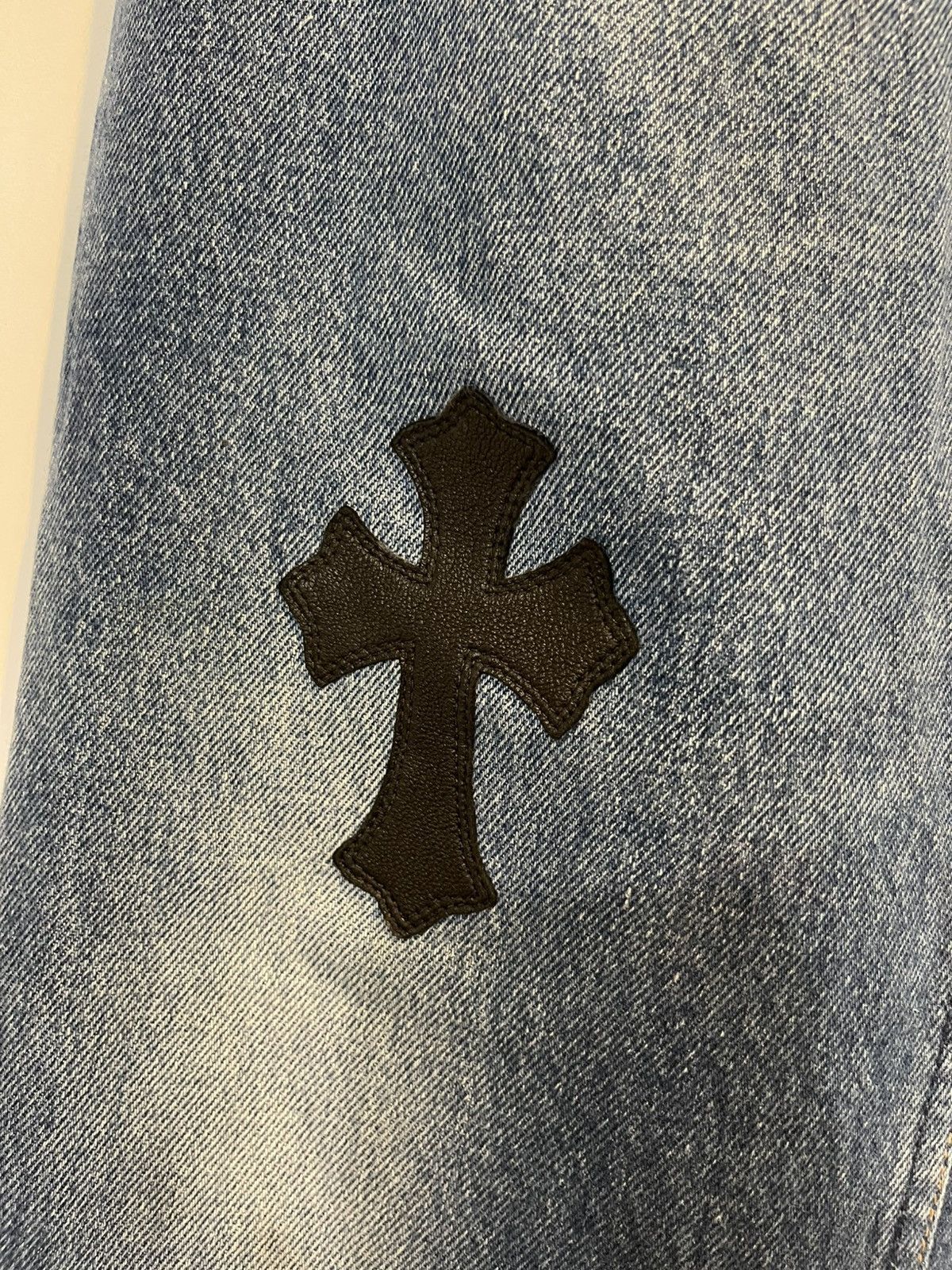Chrome Hearts × Levi's Chrome Hearts Levi’s Cross Patch Denim Jeans Size US 34 / EU 50 - 7 Thumbnail