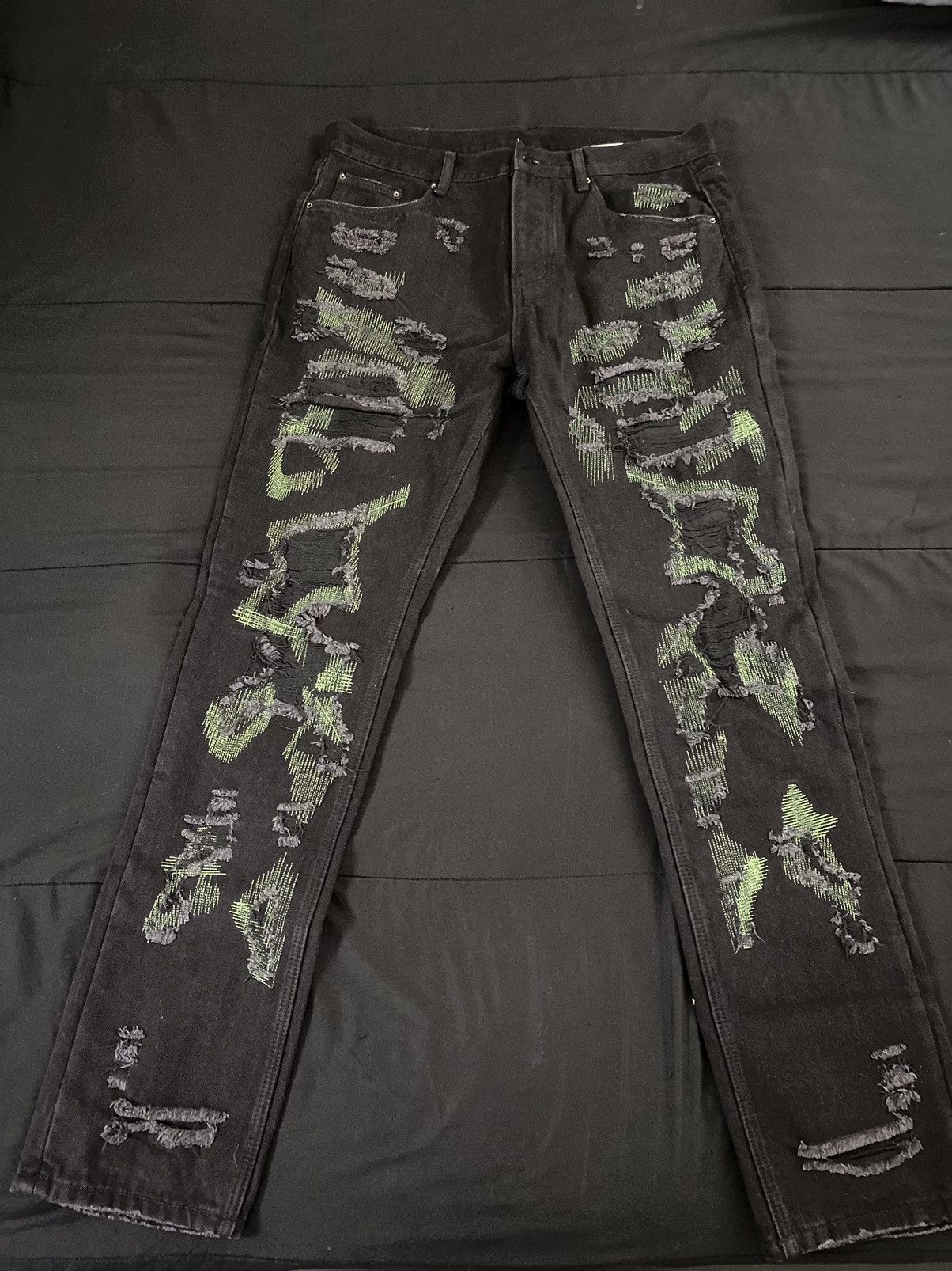 MNML MNML Distressed Jeans Size US 36 / EU 52 - 1 Thumbnail