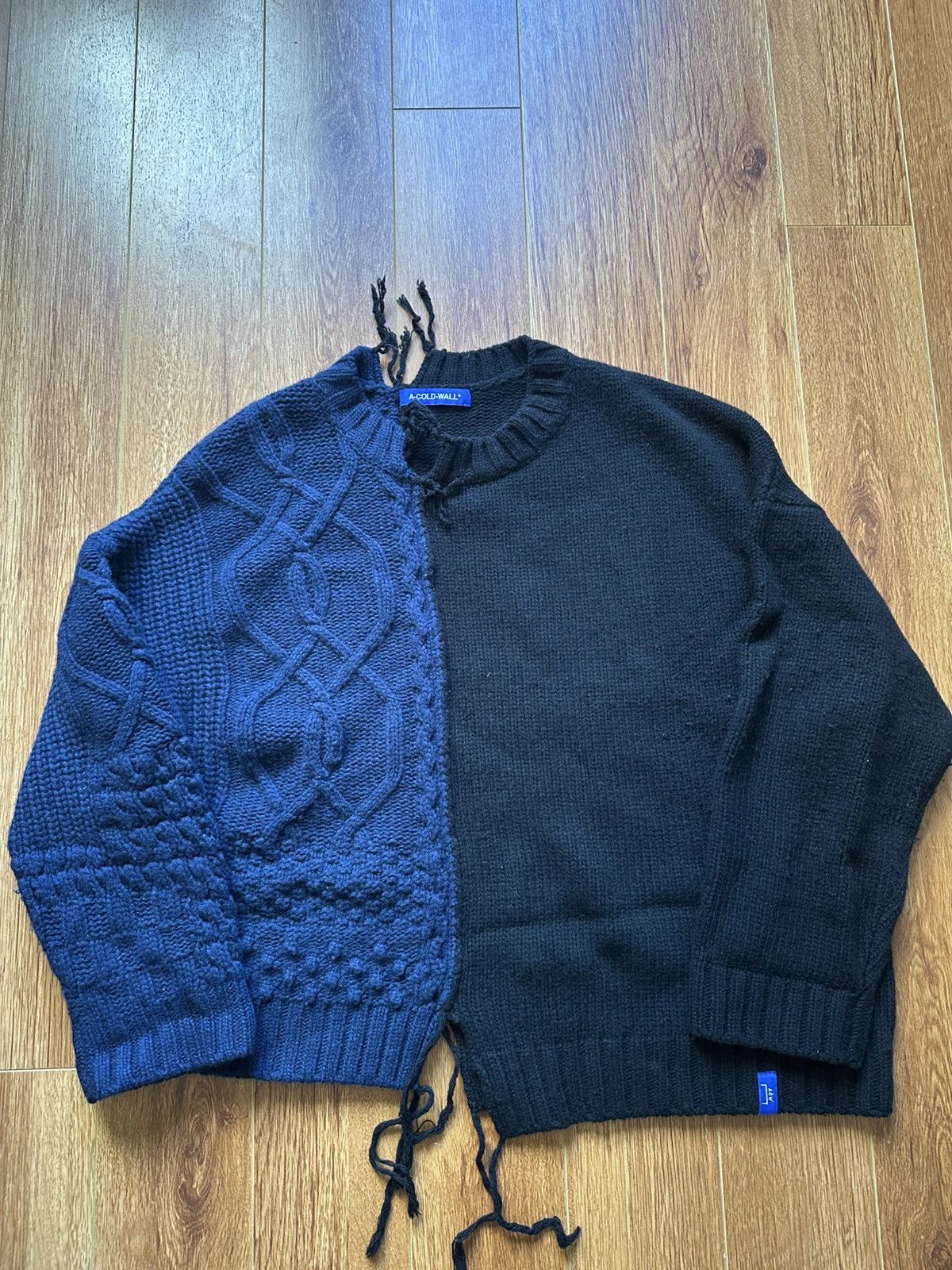 A-COLD-WALL* A-Cold-Wall Ruptured Knit Sweater Size US M / EU 48-50 / 2 - 1 Thumbnail