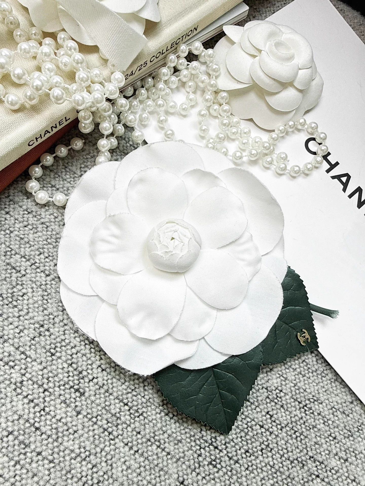 Chanel Chanel 24k Runway 3D White Camellia Brooch New Size ONE SIZE - 6 Thumbnail