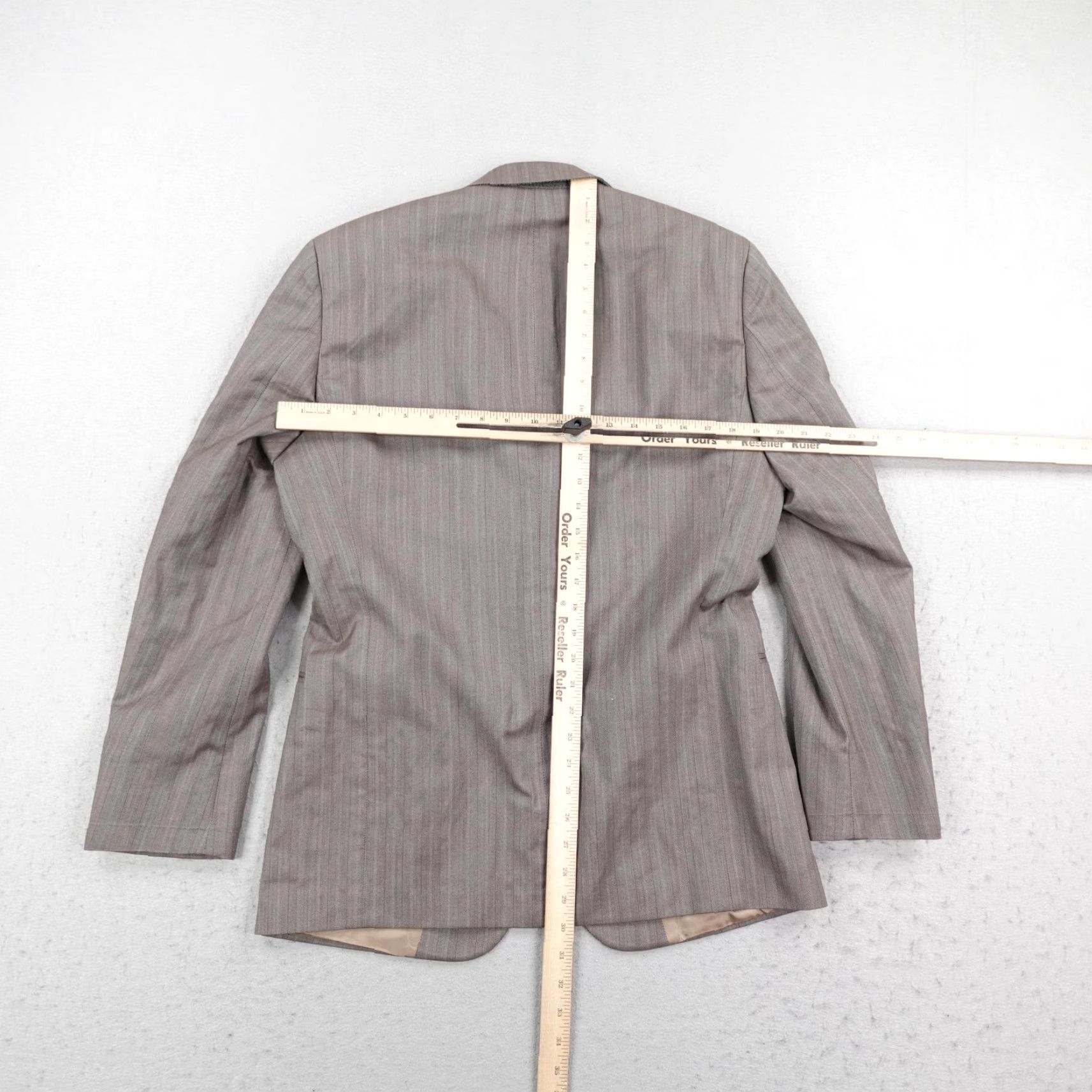 Hugo Boss VINTAGE Hugo Boss Blazer Mens 36S Brown Einstein Sigma Suit Jacket Sport Coat Gray Wool Striped Buttoned Formal Business 36S Mens Size 36R - 4 Thumbnail