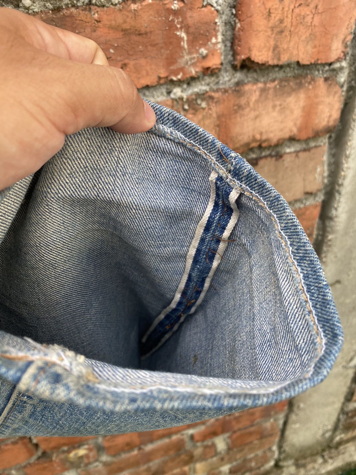 Levi's Vintage Clothing × Vintage W32x28.5 vintage levi's redline 80s distressed condition Size US 32 / EU 48 - 10 Thumbnail
