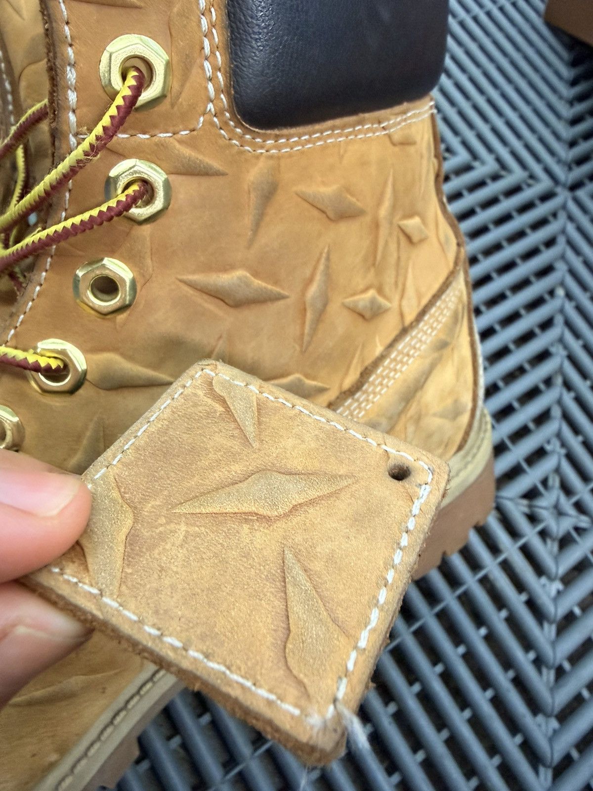 Supreme × Timberland Supreme Timberland "Diamond Plated" Boots Size US 10.5 / EU 43-44 - 15 Thumbnail