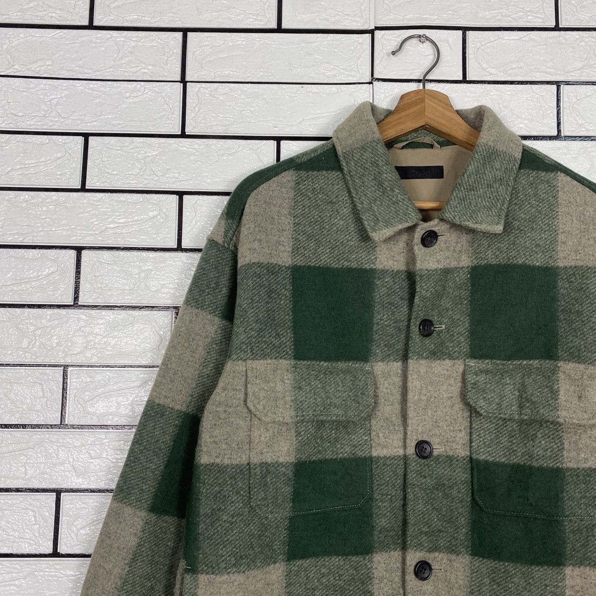Japanese Brand Vintage Wool Button Jacket Tartan Design Uniqlo Issey Miyake Size US L / EU 52-54 / 3 - 8 Thumbnail