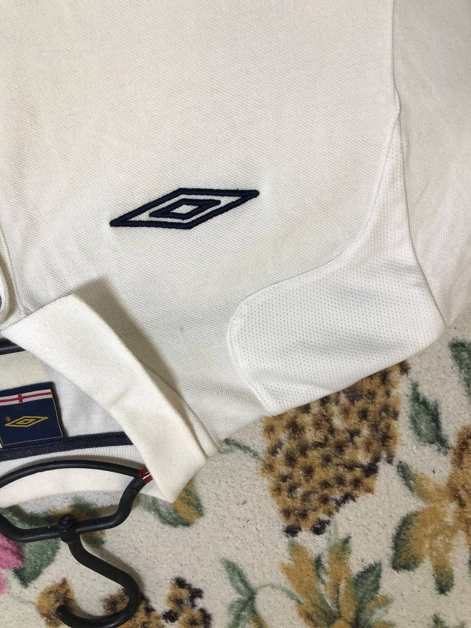 Umbro ENGLAND TEAM FOOTBALL POLO SHIRT TRAINING UMBRO Size US L / EU 52-54 / 3 - 16 Thumbnail