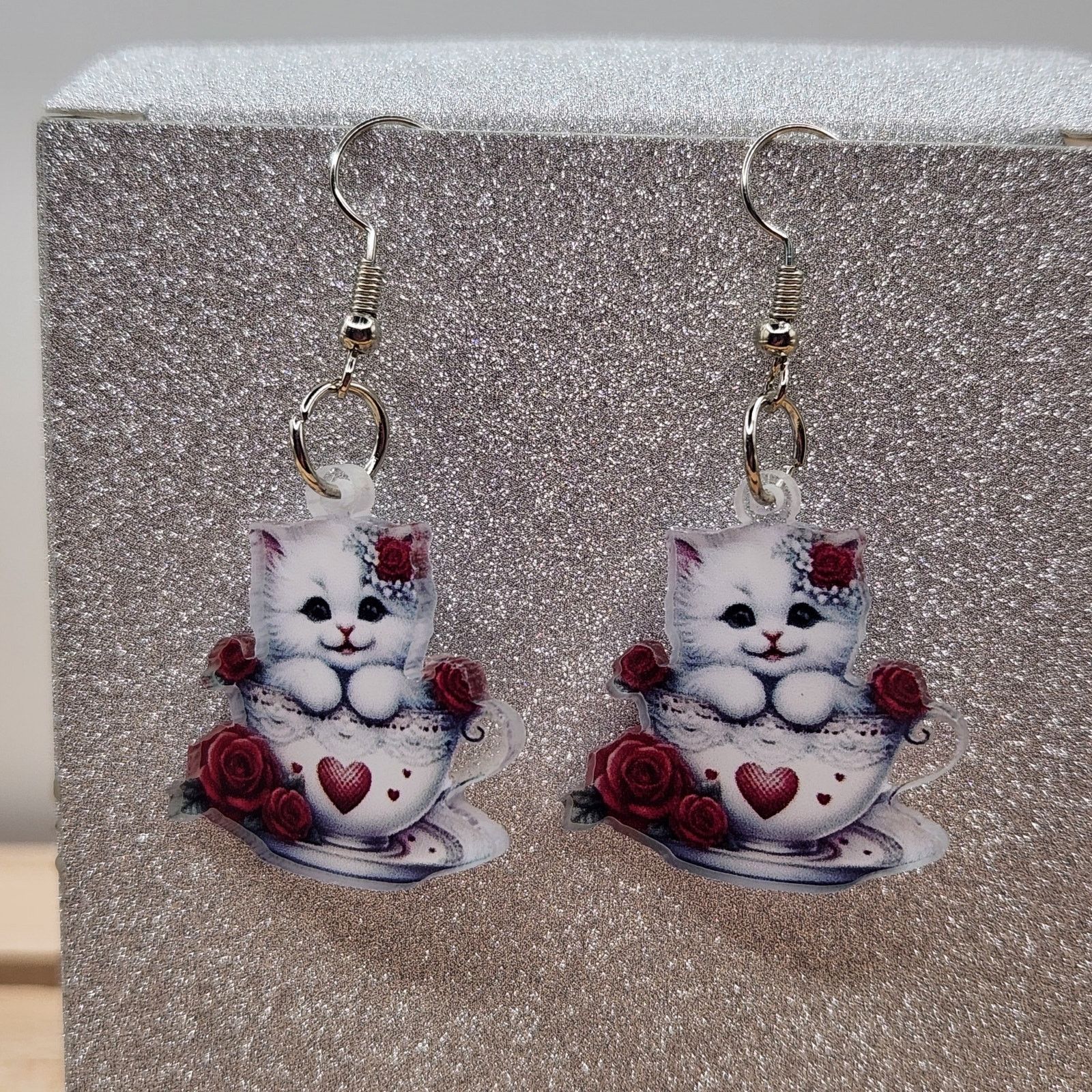 Other White Cat in Teacup Acrylic Earrings with Red Roses Size ONE SIZE - 4 Thumbnail