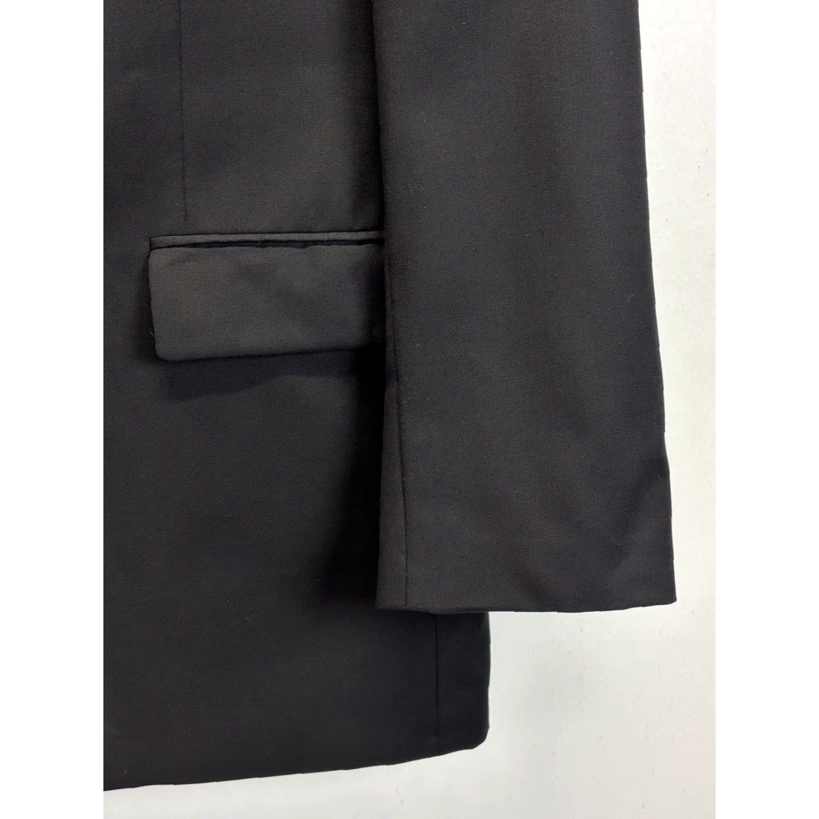 Ralph Lauren Lauren Ralph Lauren Men’s Blazer Sport Coat 42L Black 2-Button 100% Wool Career Jacket Style Men's Size 42L Regular Wool Blazer Black Size 42L - 5 Thumbnail